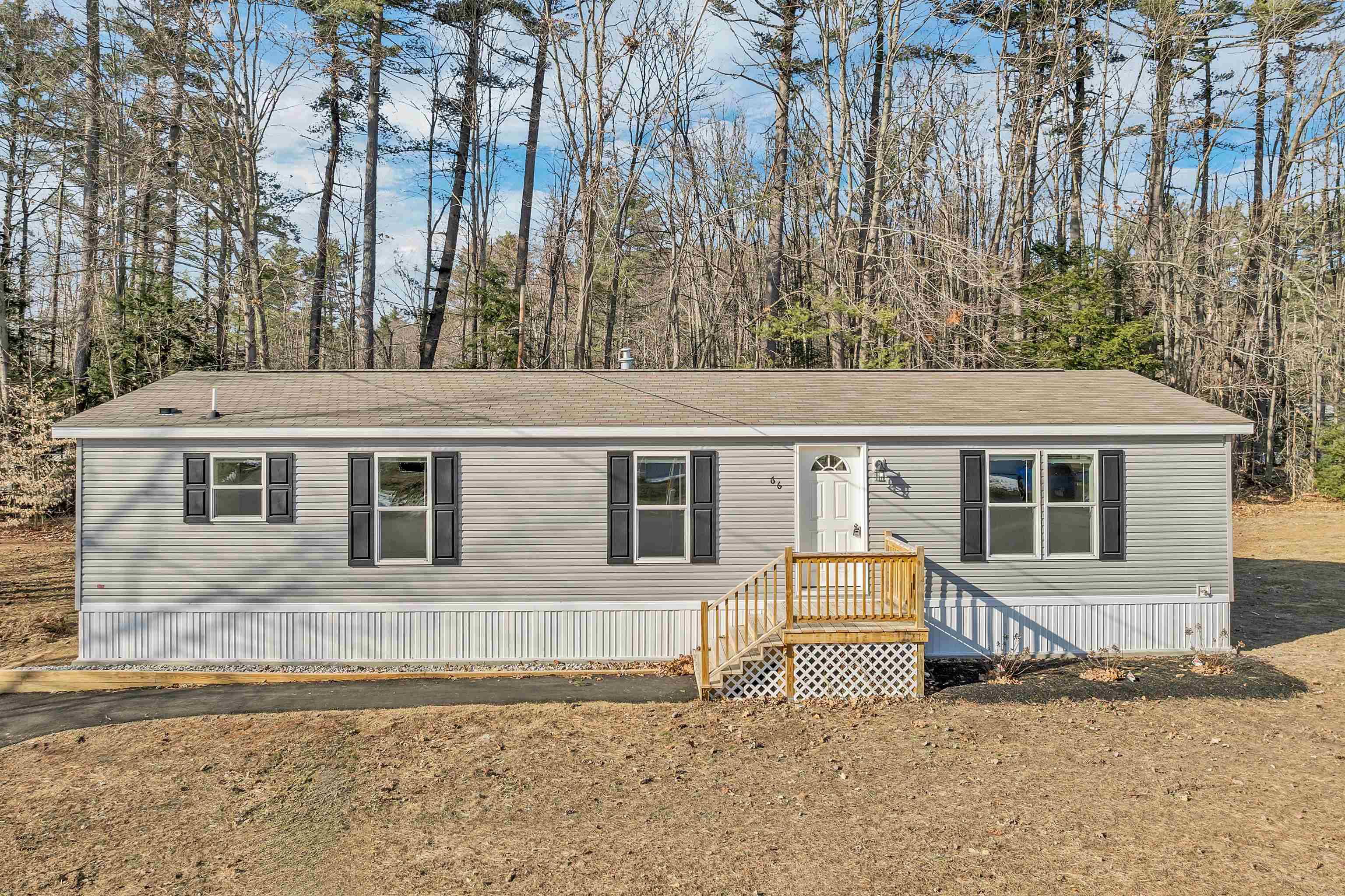 Conway, NH 03860,66 Lamplighter DR