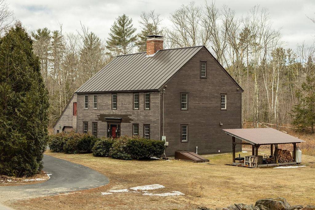 Hopkinton, NH 03229,312 Sugar Hill RD