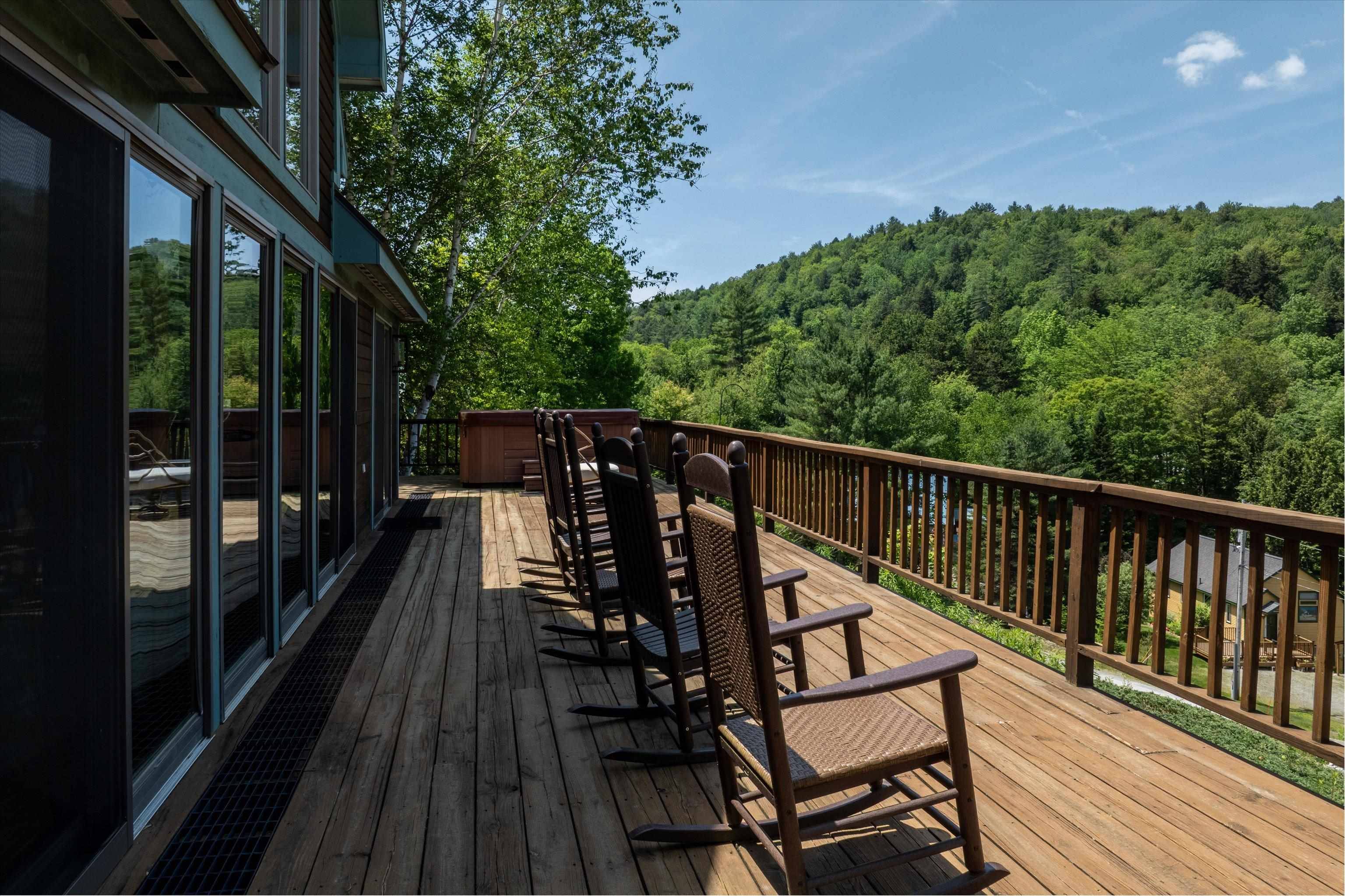 Ludlow, VT 05149,28 Plumley RDG
