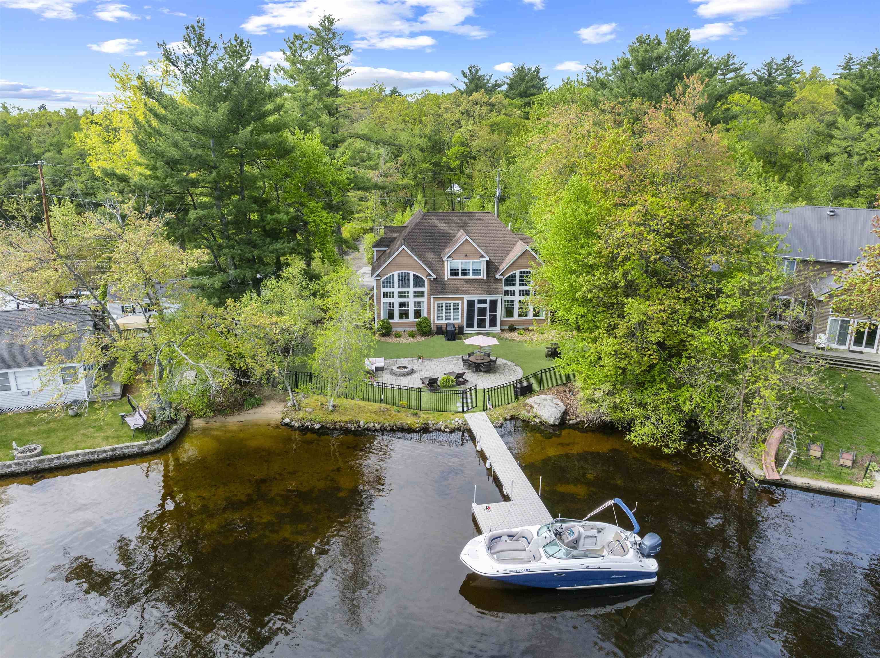 Derry, NH 03038,17-23 Whitneys Grove RD