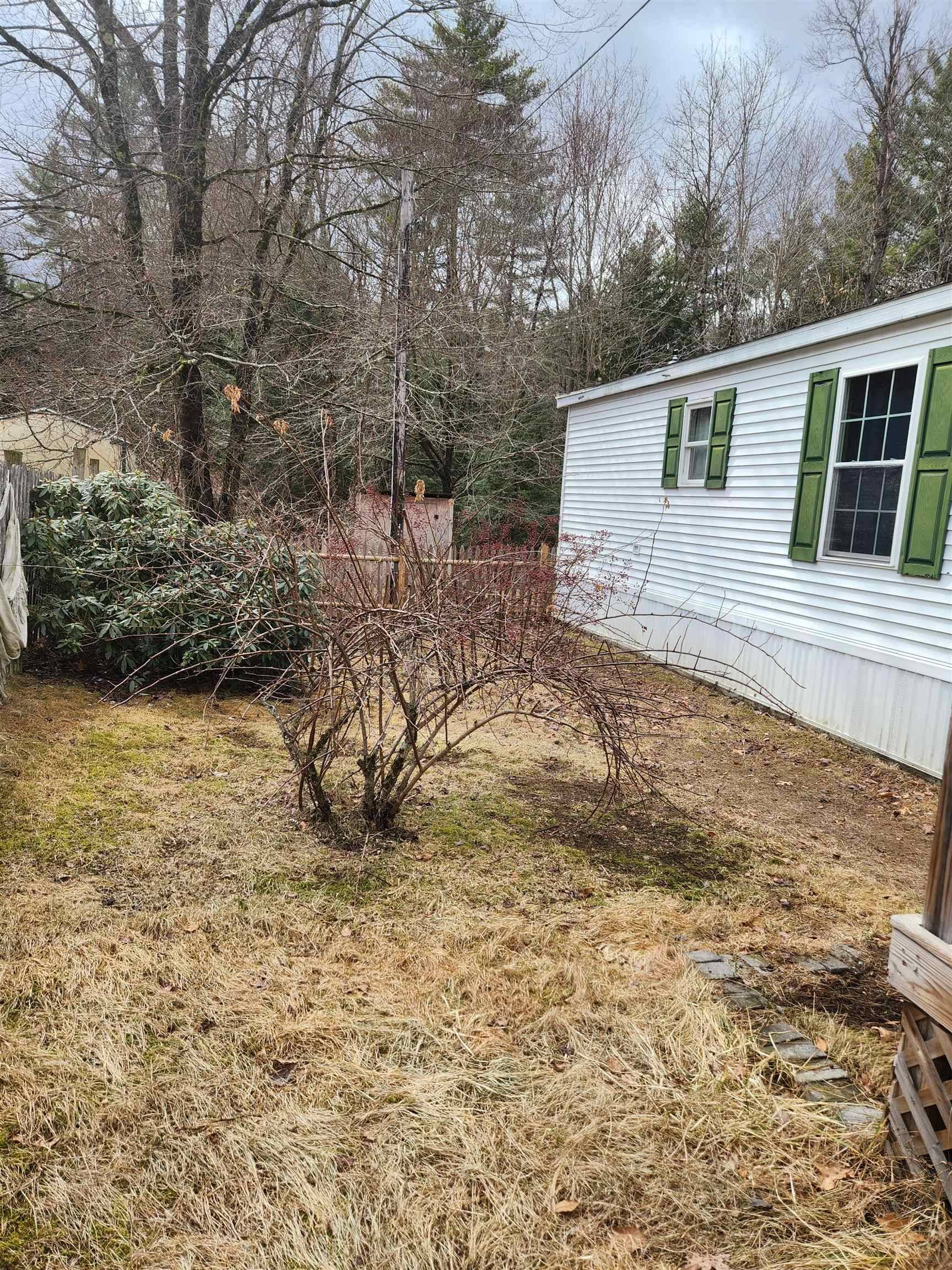 Swanzey, NH 03446,106 Lat LN