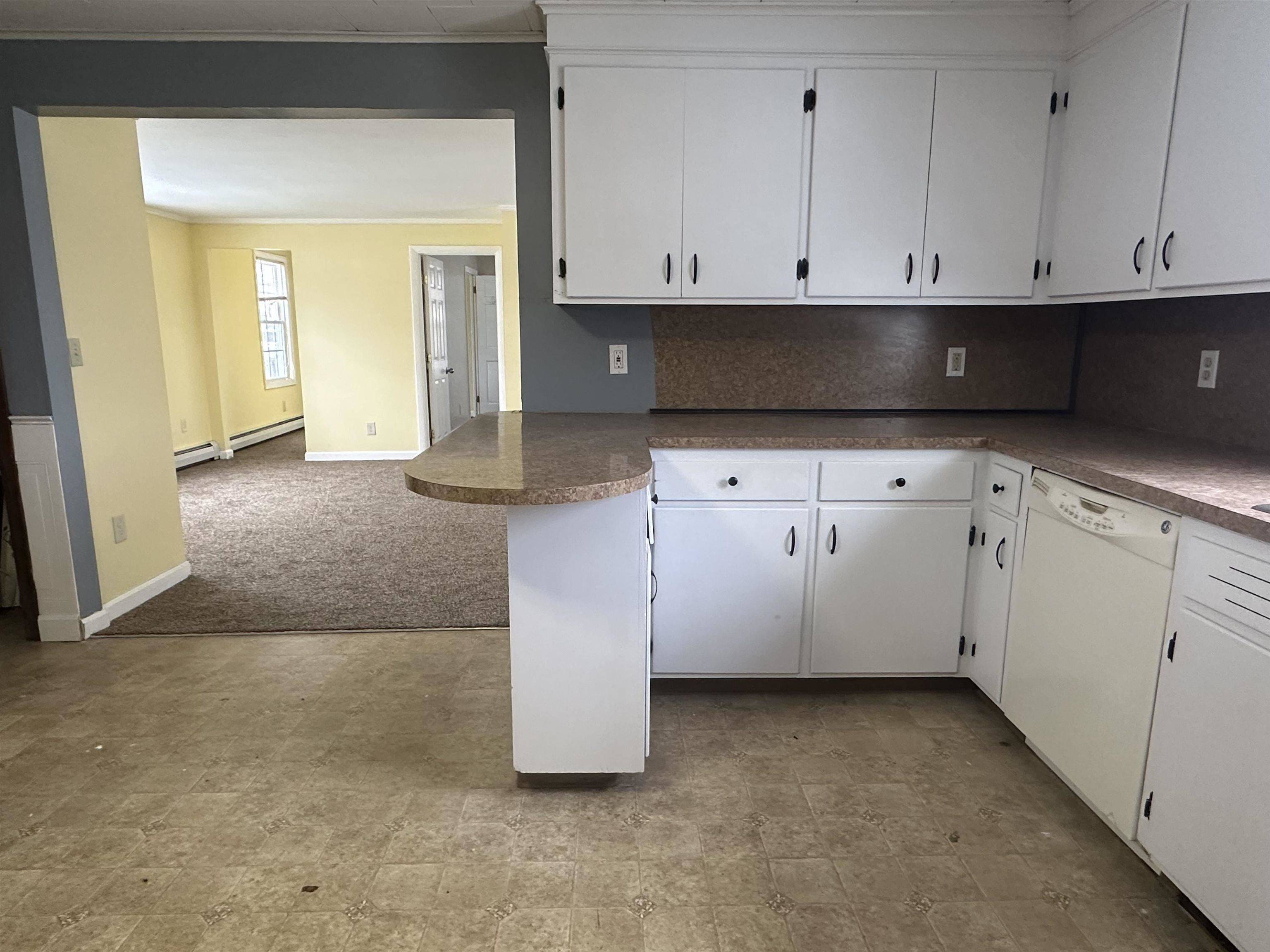 Somersworth, NH 03878,20 Spring ST