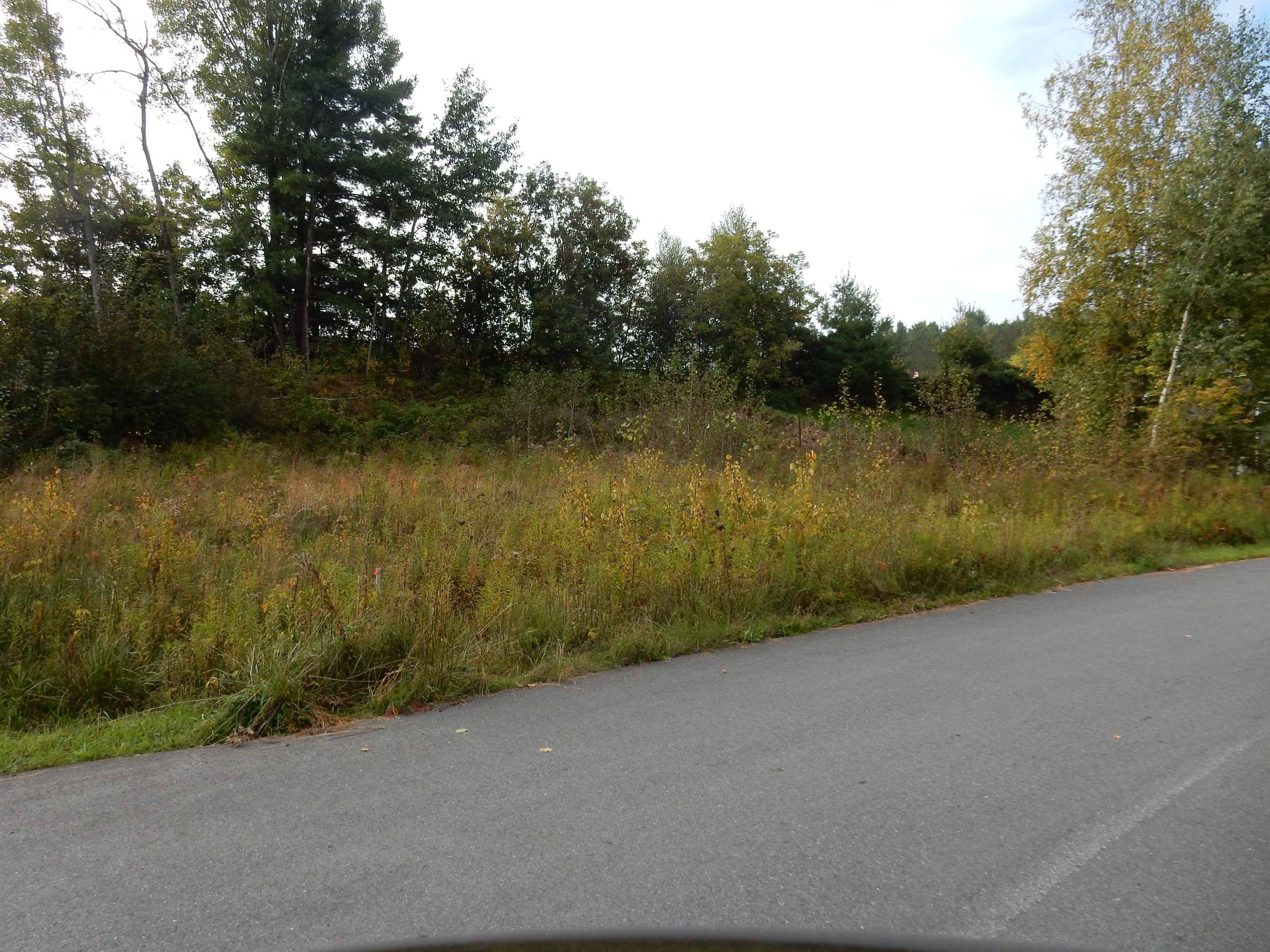 Newport City, VT 05855,52 Cherry LN