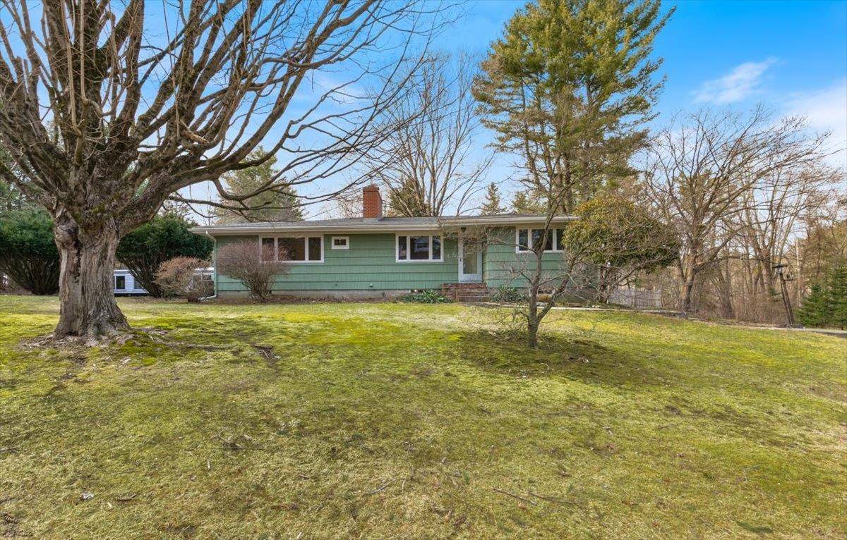 South Hampton, NH 03827,76 Hilldale AVE