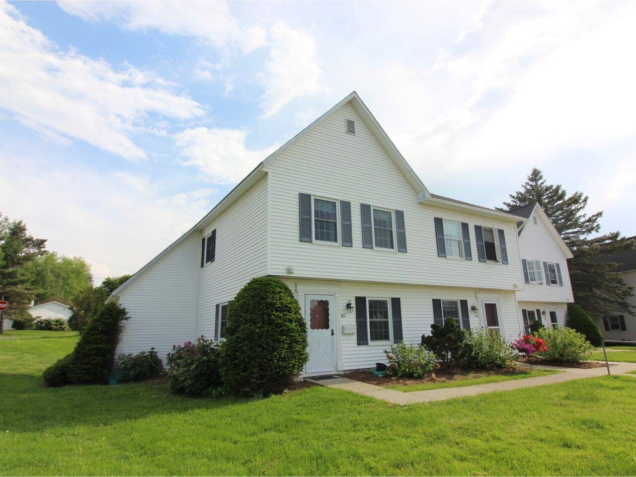 Williston, VT 05495,411 Westview CIR