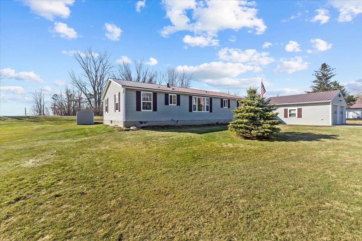 Milton, VT 05468,8 Leclaire DR