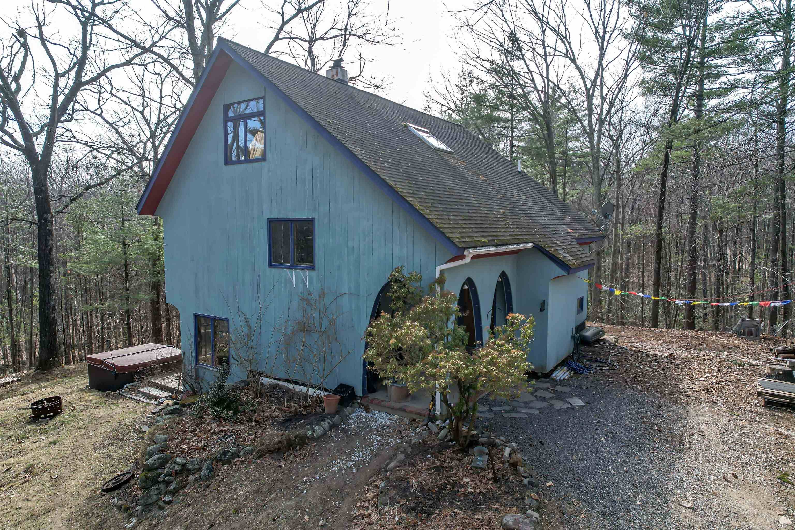 Wilton, NH 03086,72 Barrett Hill RD