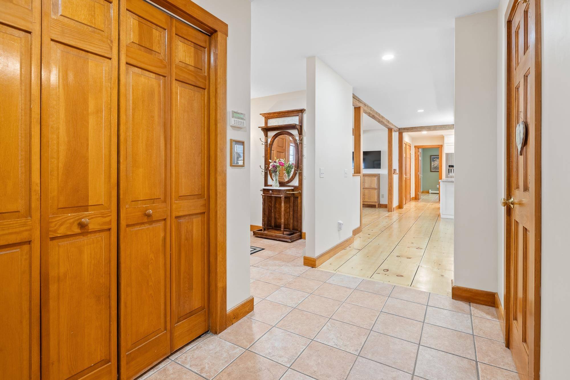 Hanover, NH 03755,107 Blueberry Hill DR