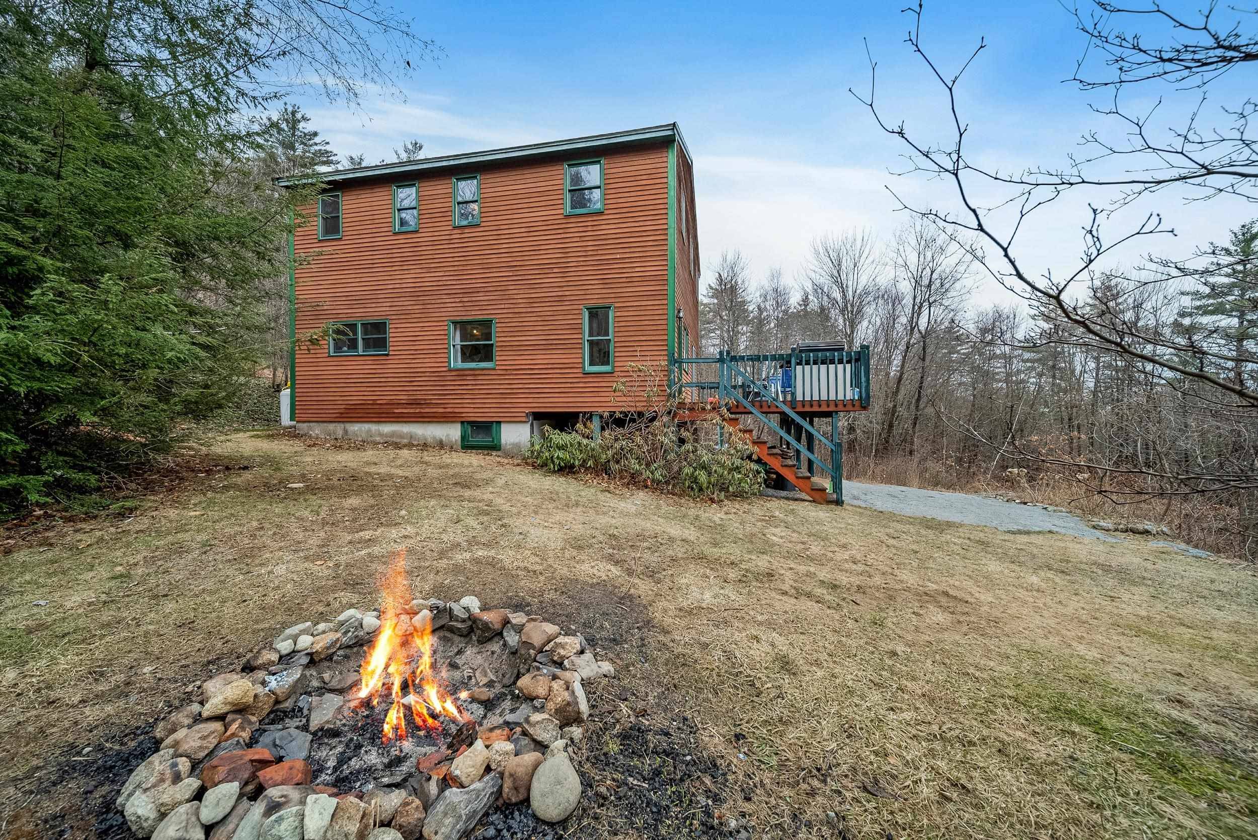 Henniker, NH 03242,228 Patch RD