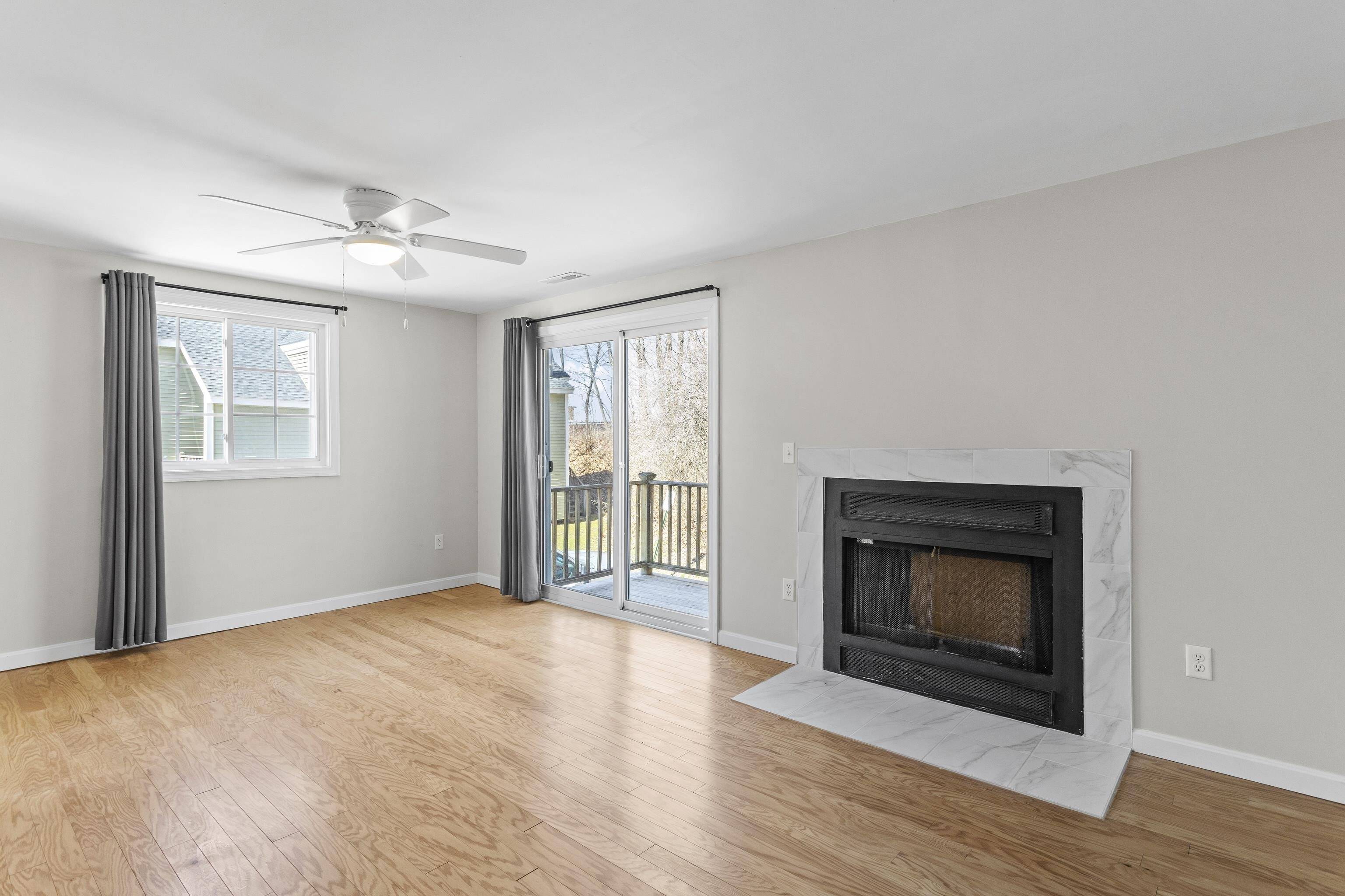Dover, NH 03820,98 Henry Law AVE #21