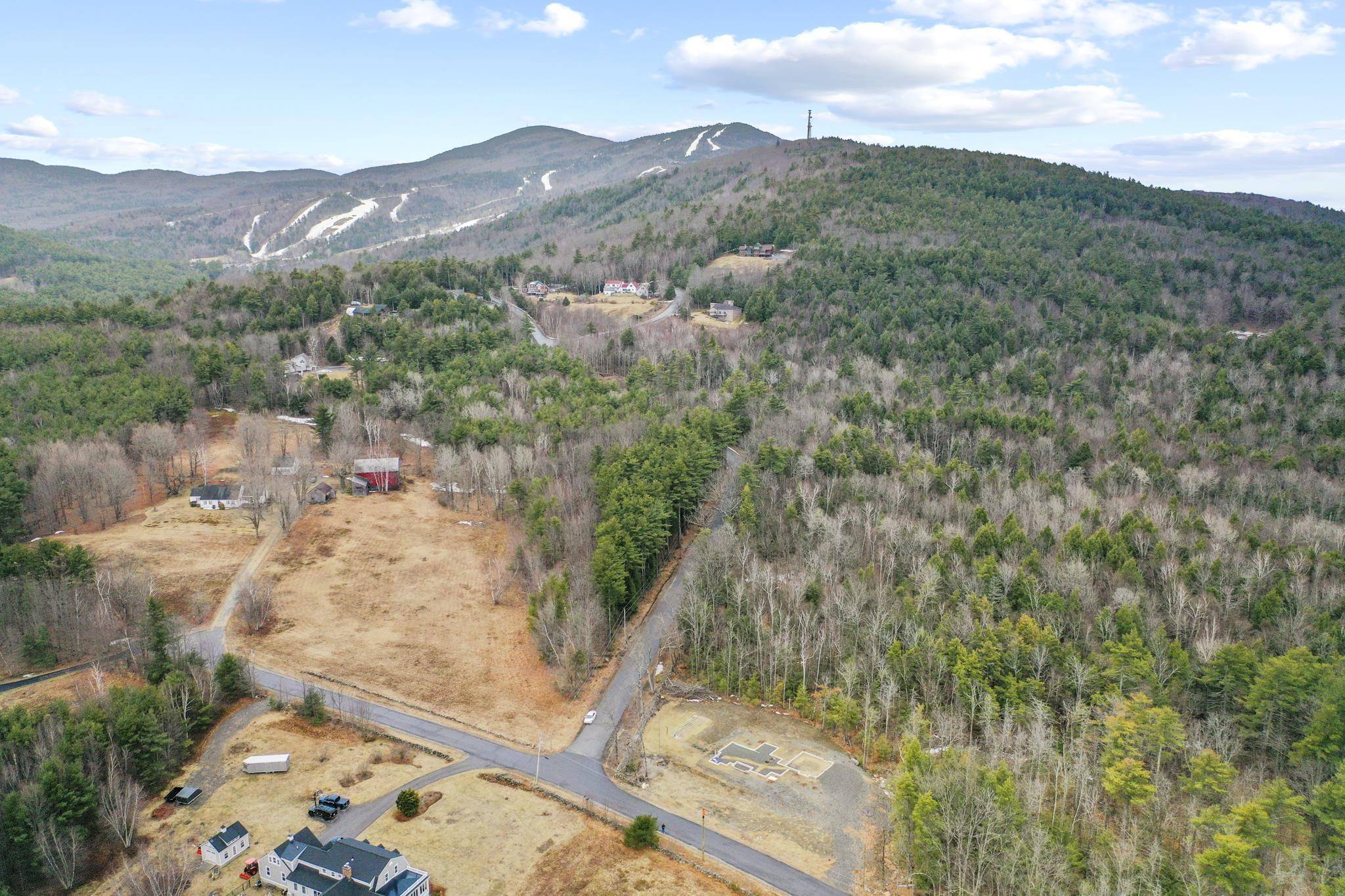Gilford, NH 03249,102 Curtis RD
