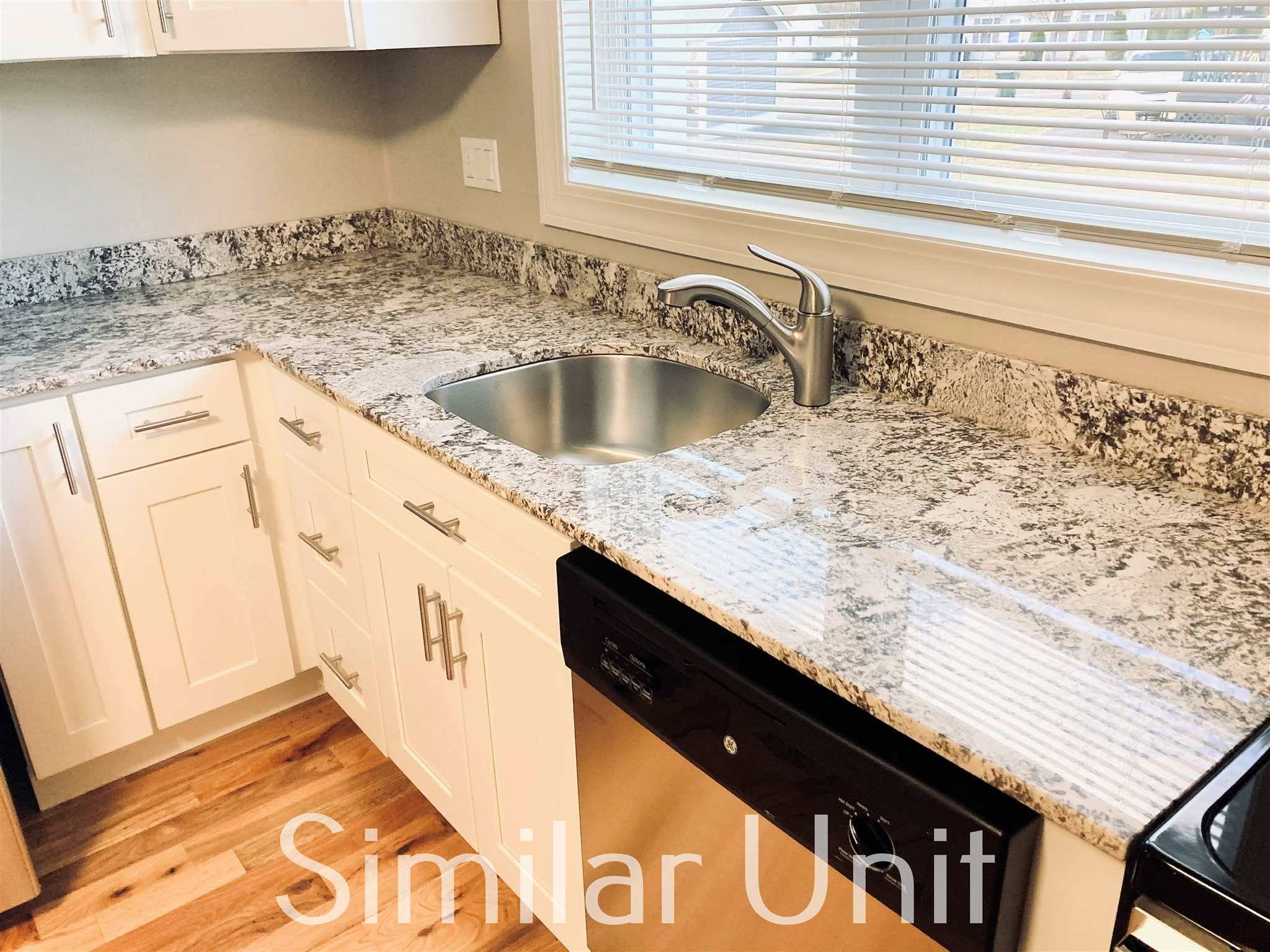 Manchester, NH 03104,424 Kennard RD #424