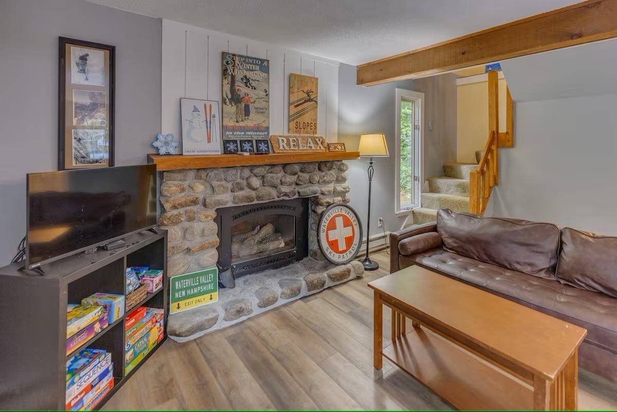 Thornton, NH 03285,189 Snowood DR