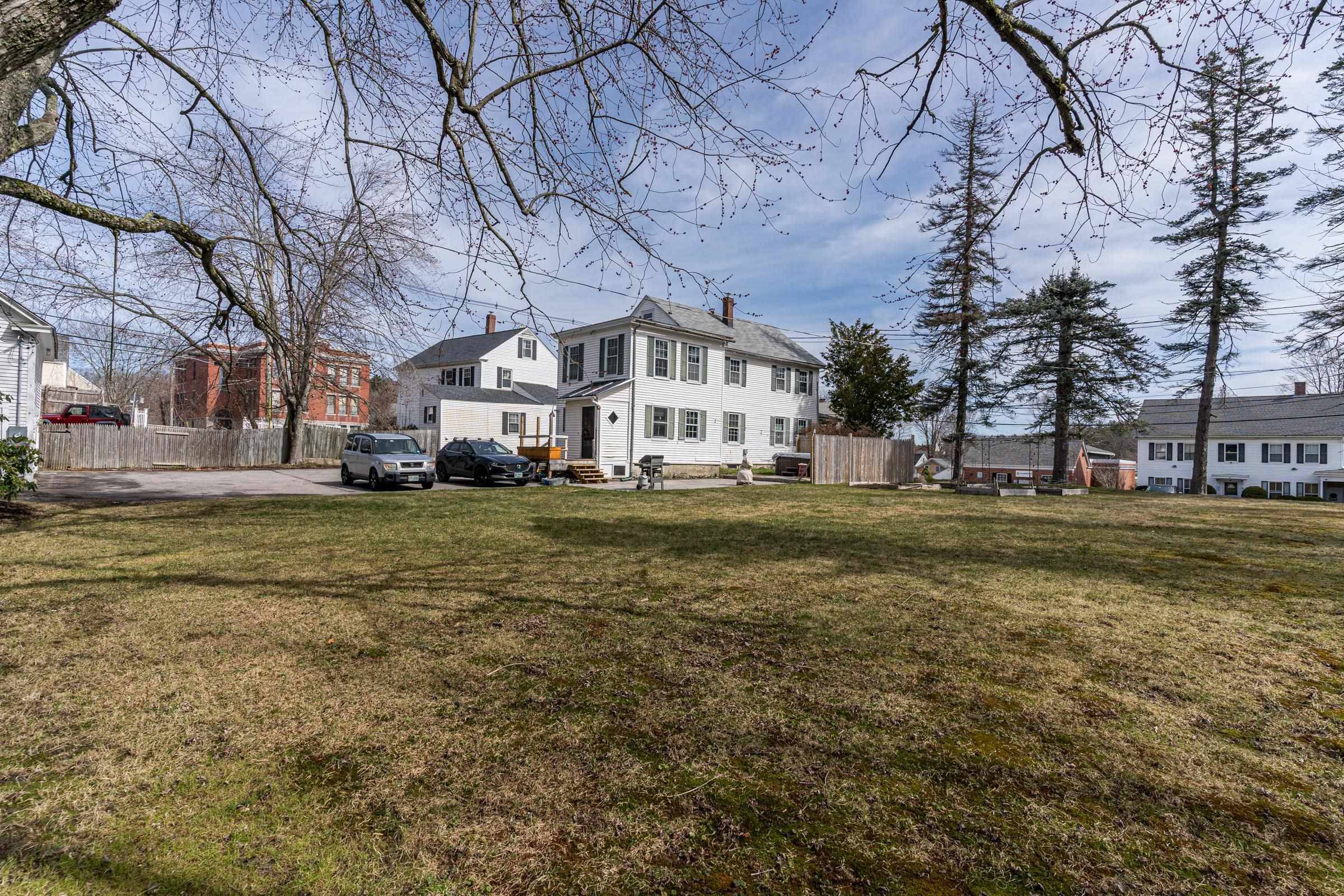 Newmarket, NH 03857,2 Kitteridge SQ