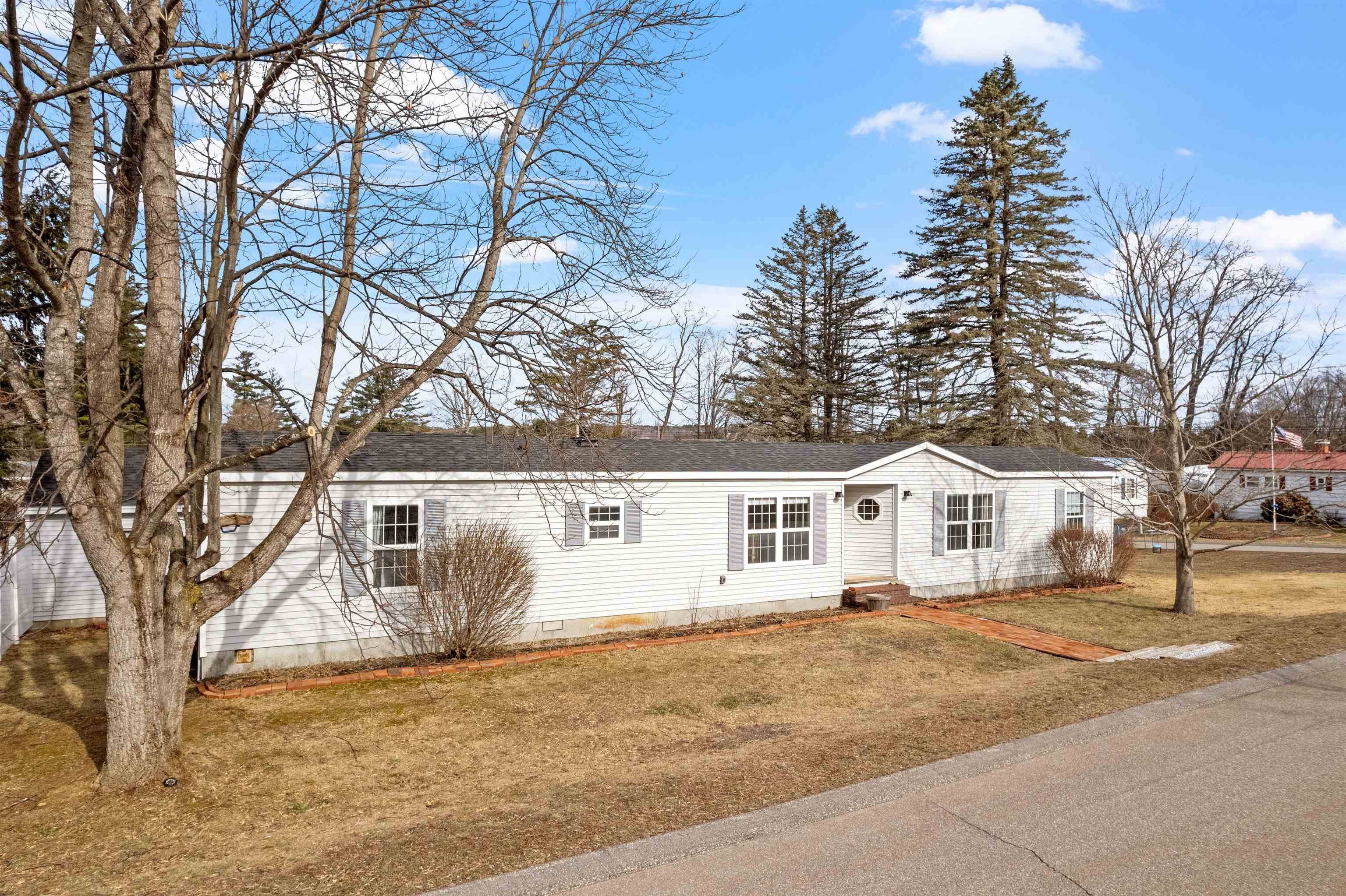 Belmont, NH 03220,33 Mountain View TER