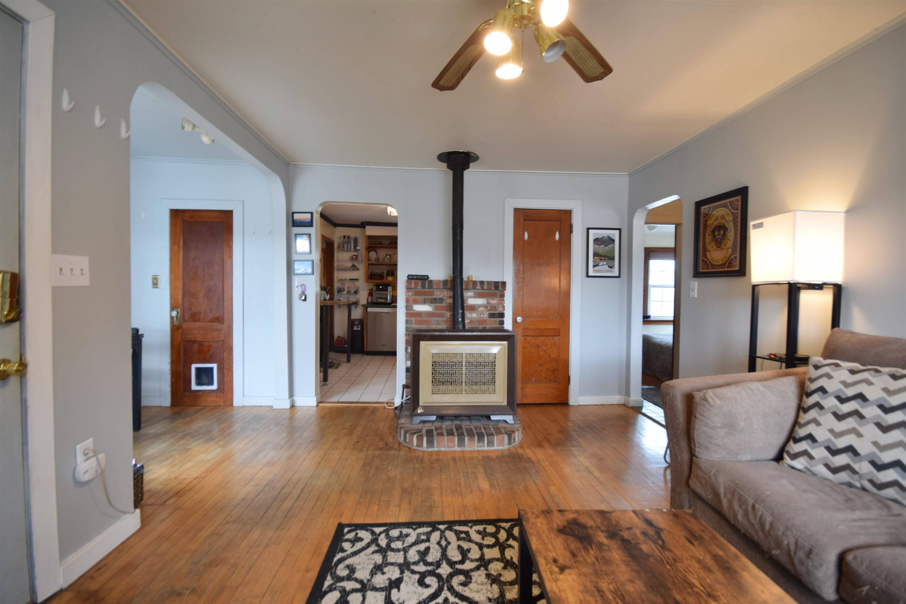 South Burlington, VT 05403,61 Hinesburg RD
