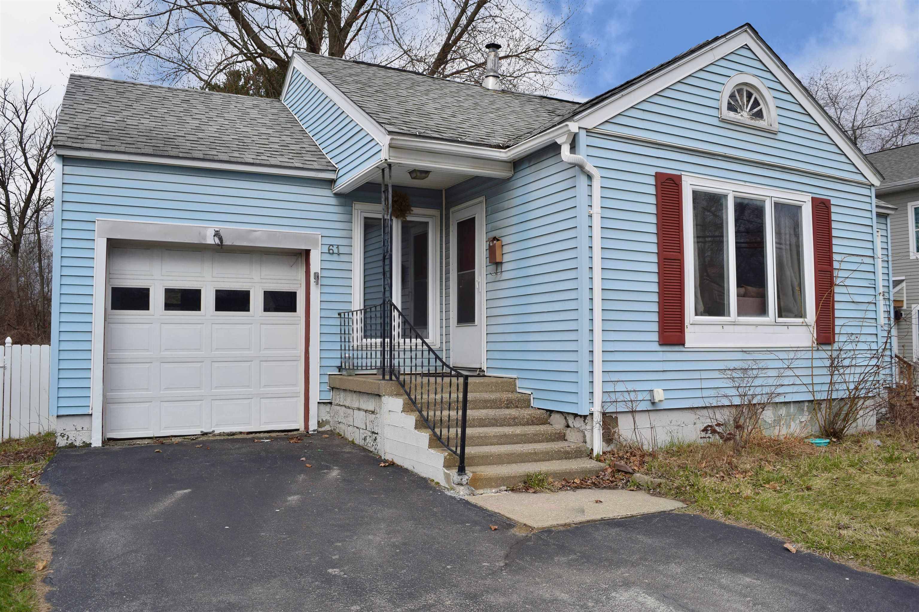 South Burlington, VT 05403,61 Hinesburg RD