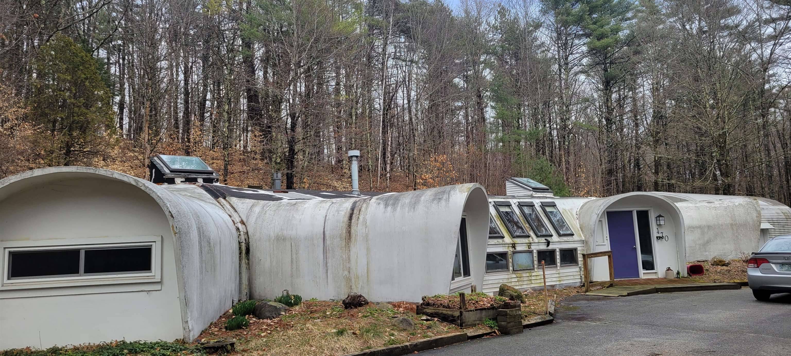Hopkinton, NH 03229,470 Jewett RD