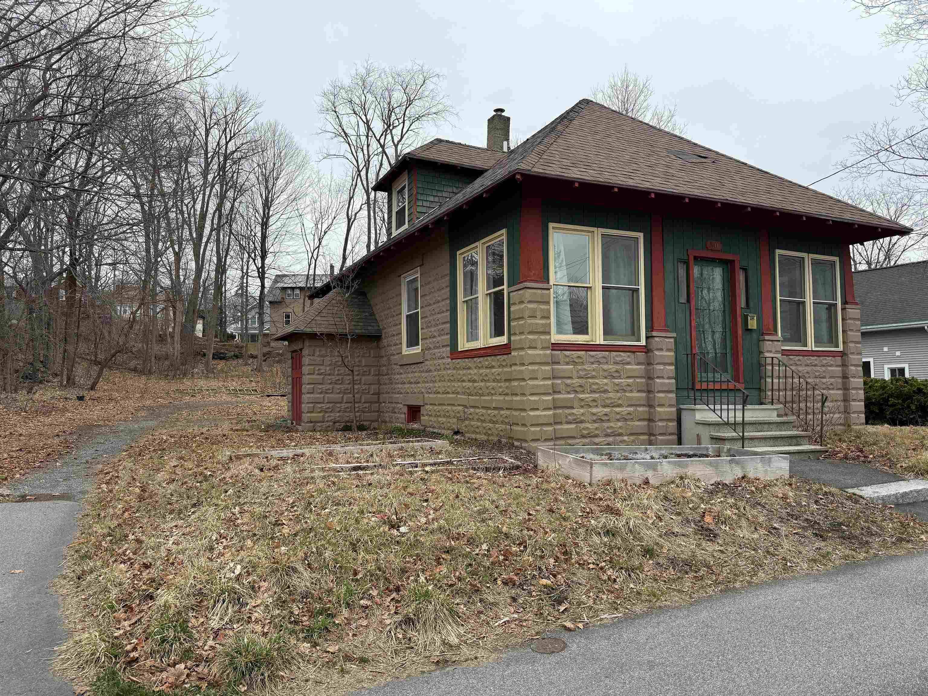 Lebanon, NH 03766,30 Guyer ST