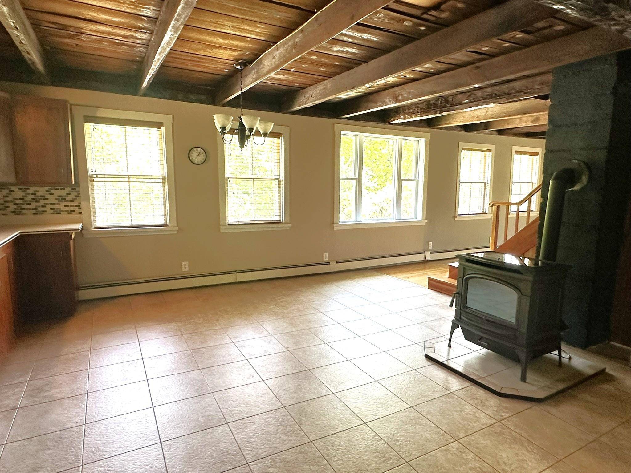 Woodbury, VT 05681,107 Ainsworth RD
