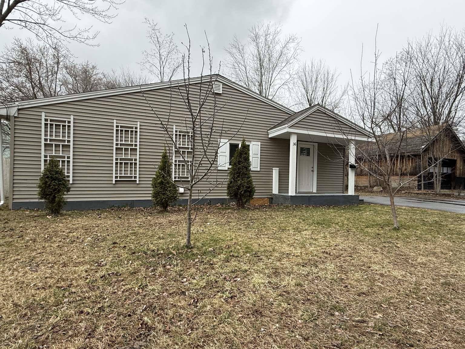 Farmington, NH 03835,36 Garfield ST