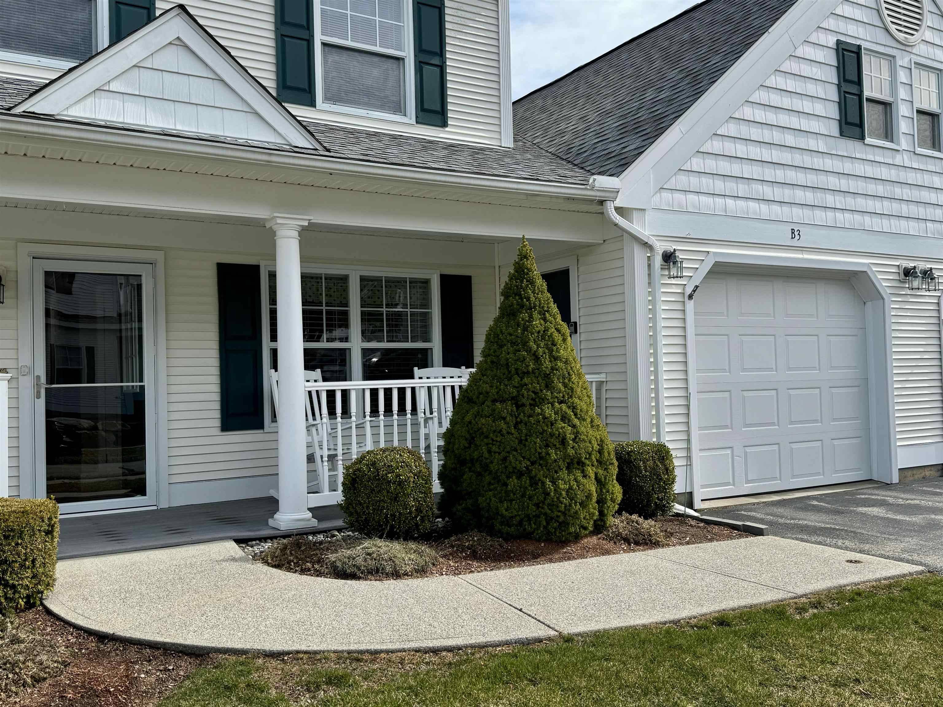 Bow, NH 03304,4 Bow Center RD #B-3
