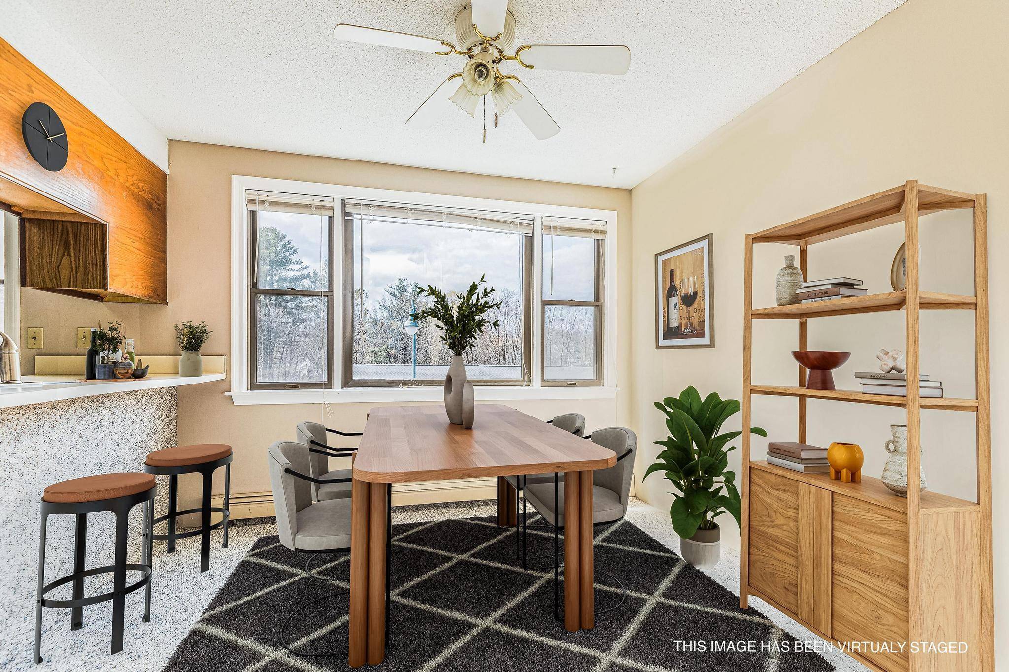 Newmarket, NH 03857,14 Moonlight DR