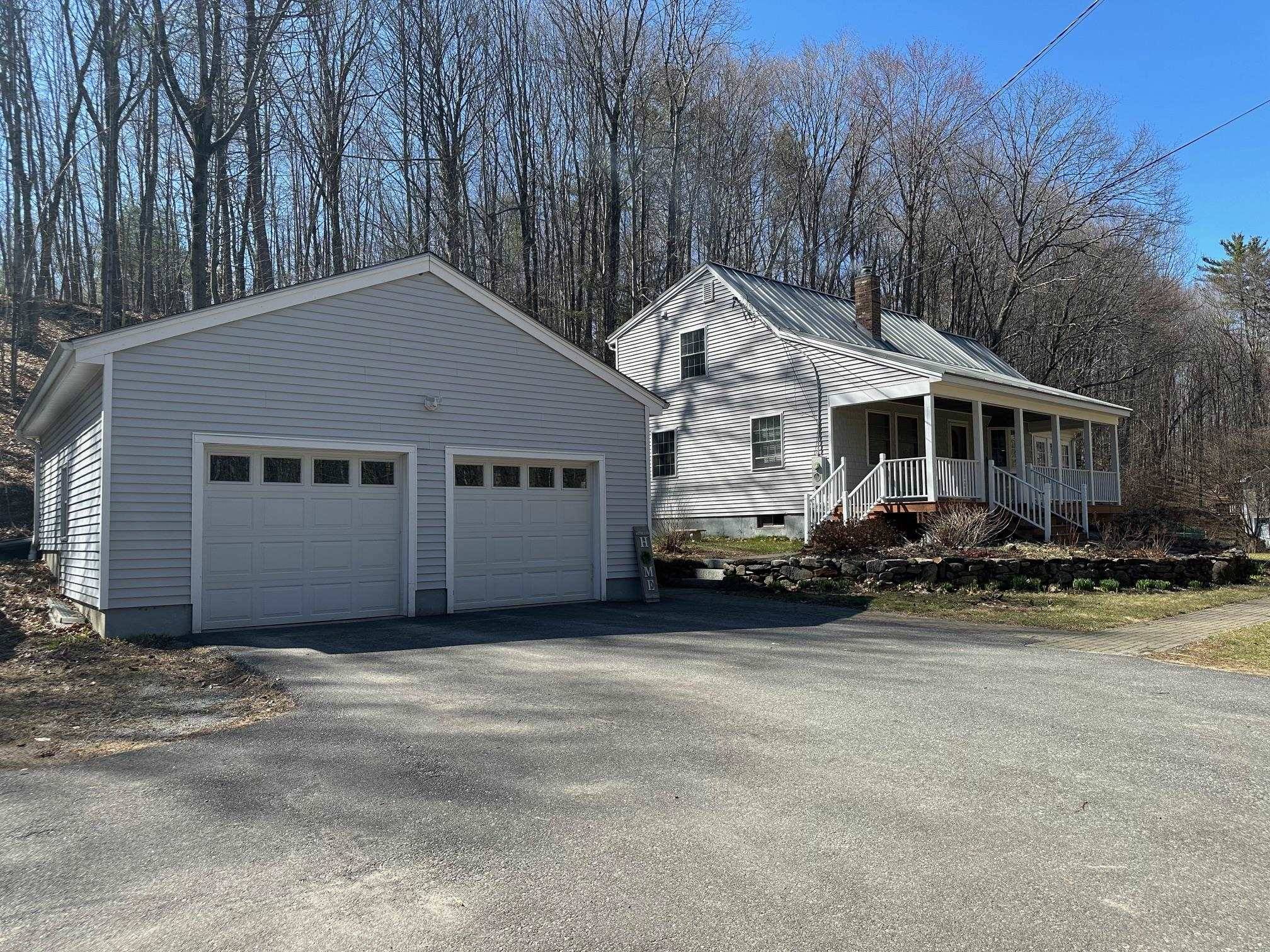 Weare, NH 03281,124 Oak Hill RD