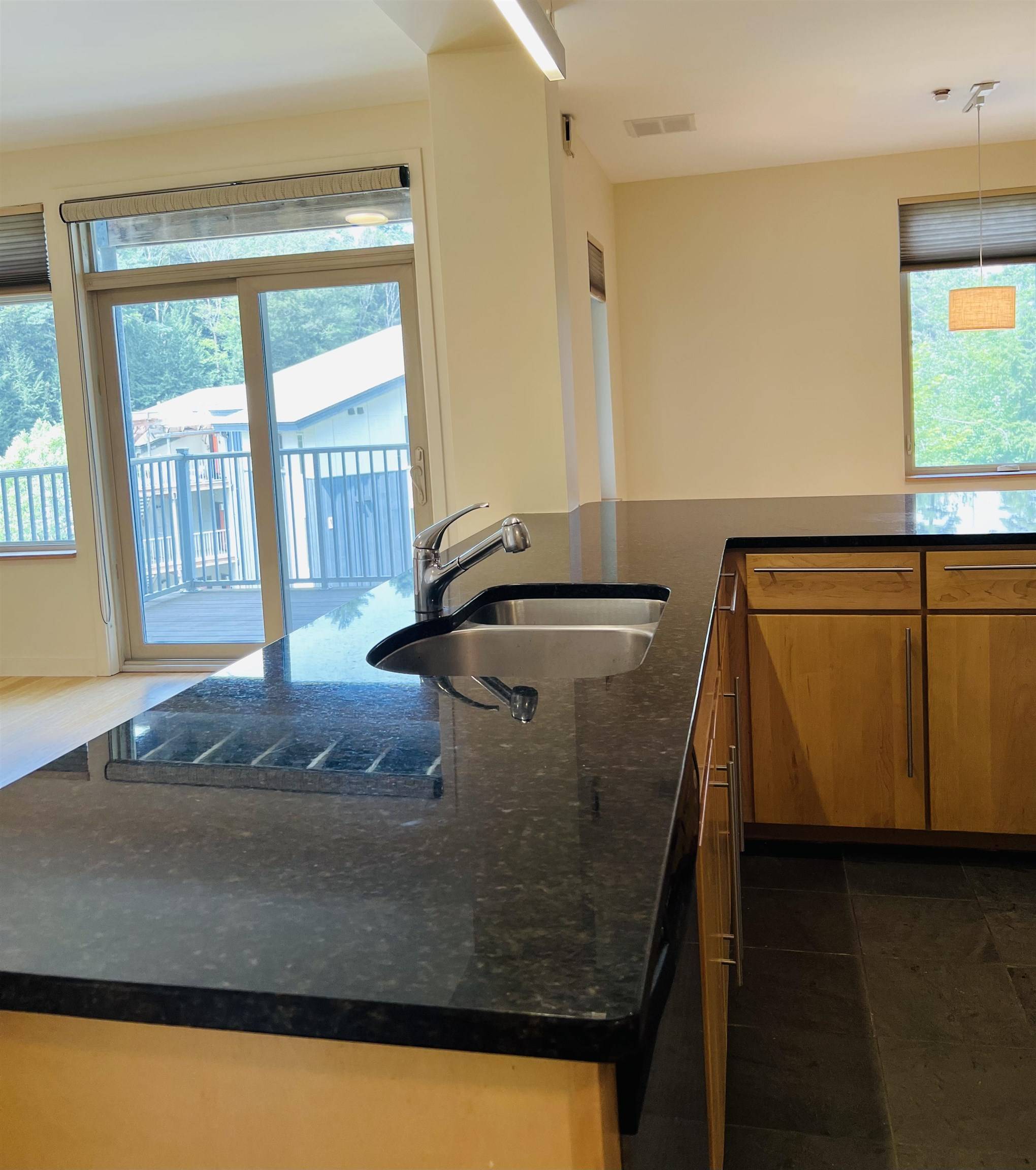 Hanover, NH 03755,4 Gile DR #2A