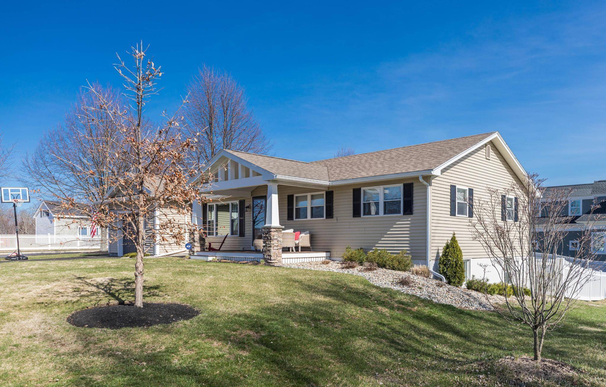 Portsmouth, NH 03801,465 Cutts AVE