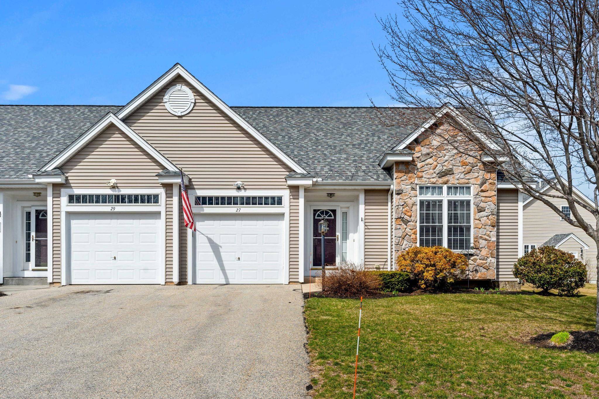 Kingston, NH 03848,27 Ash DR #27