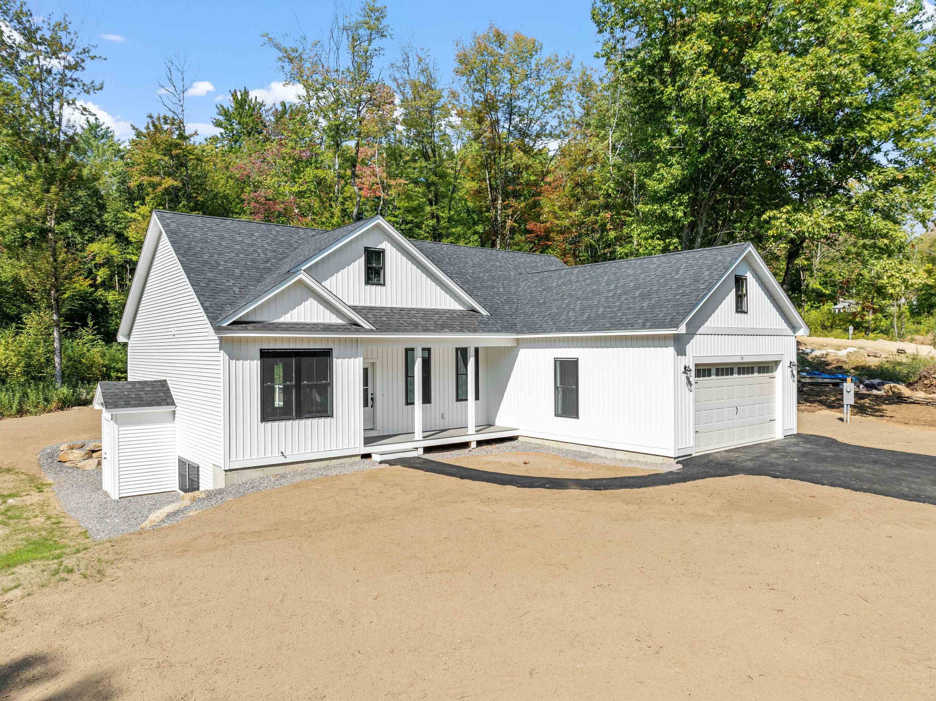 Franklin, NH 03235,87 Calef Hill RD
