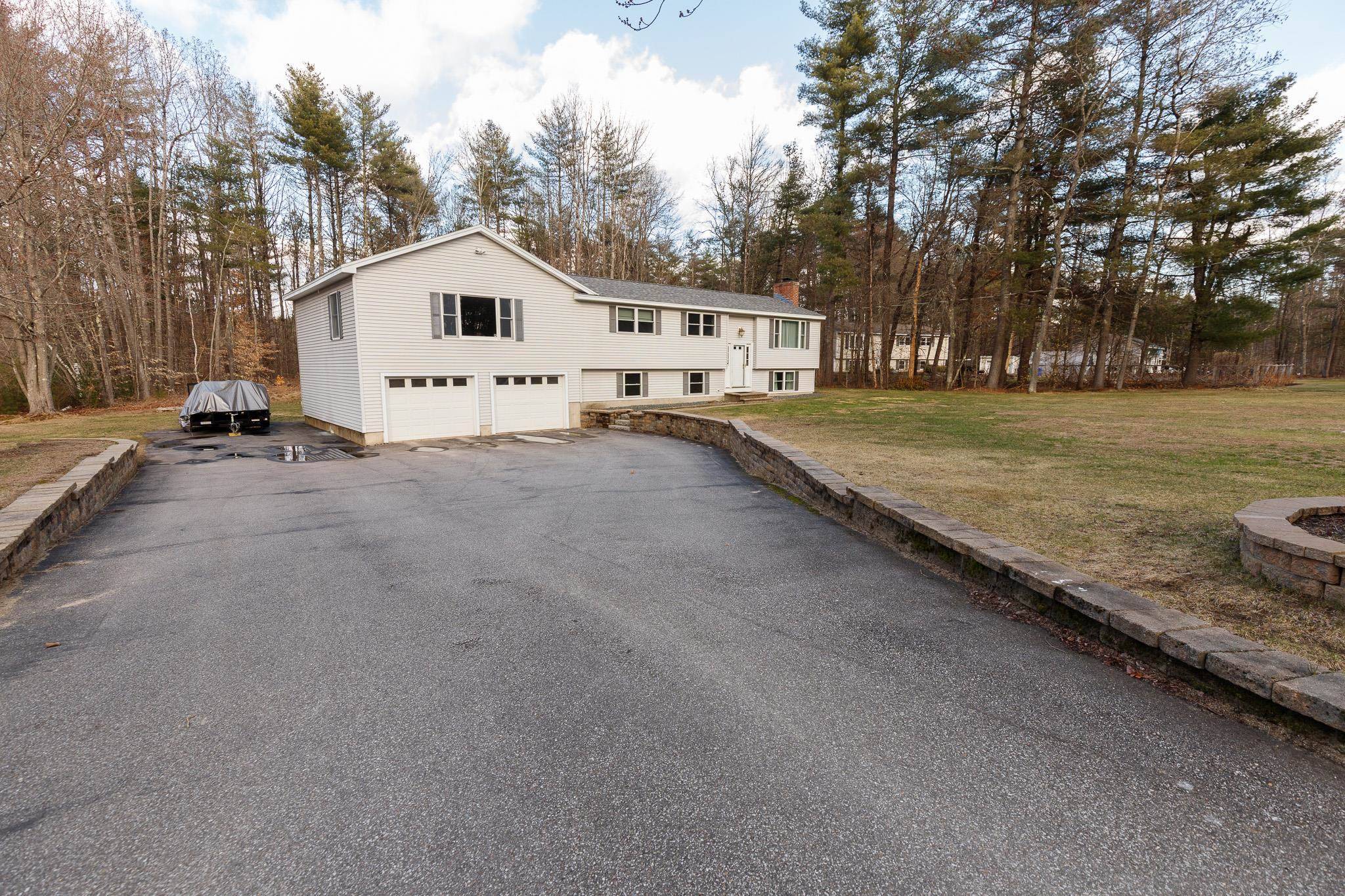 Bow, NH 03304,18 Evergreen DR