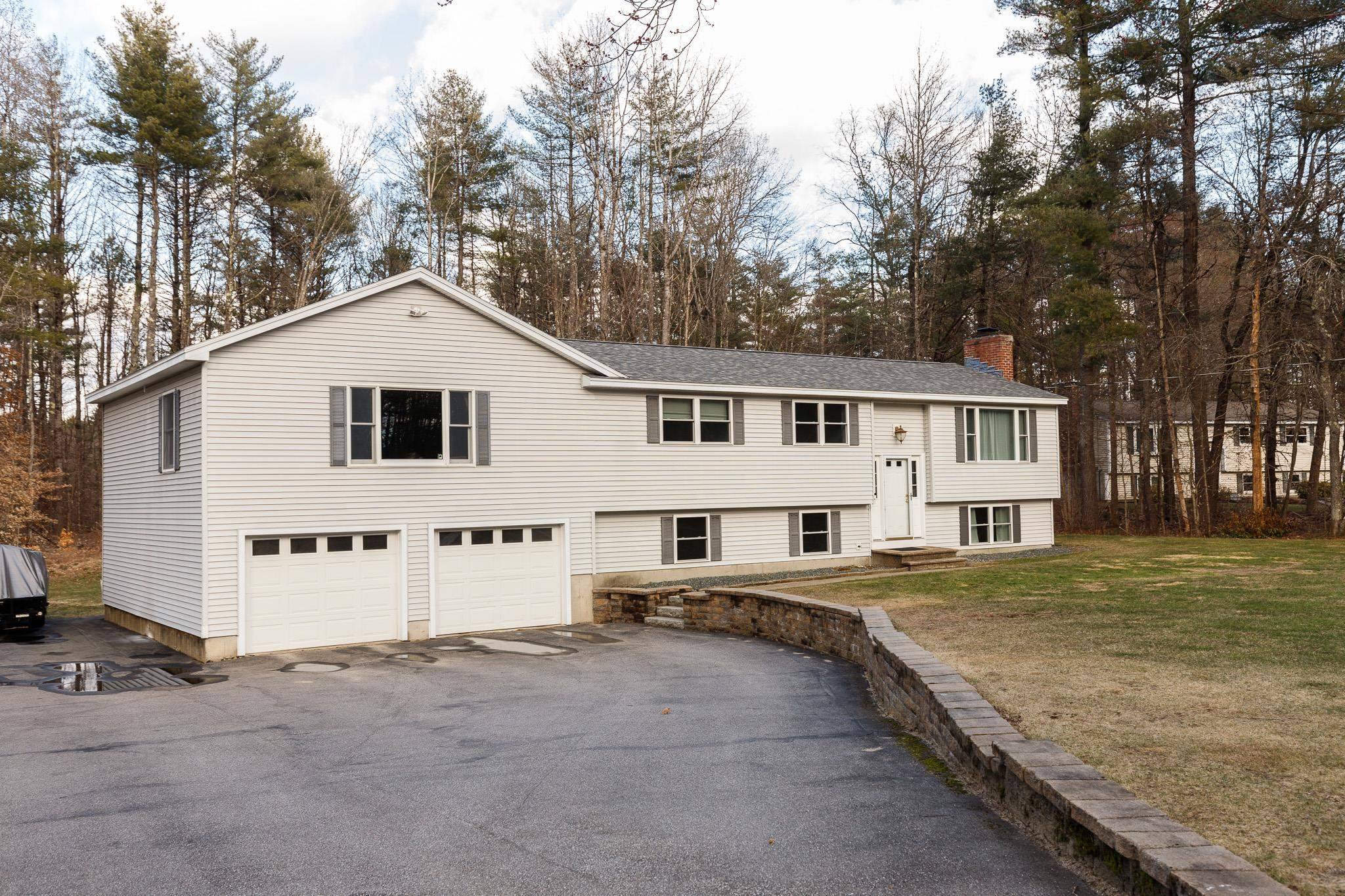 Bow, NH 03304,18 Evergreen DR