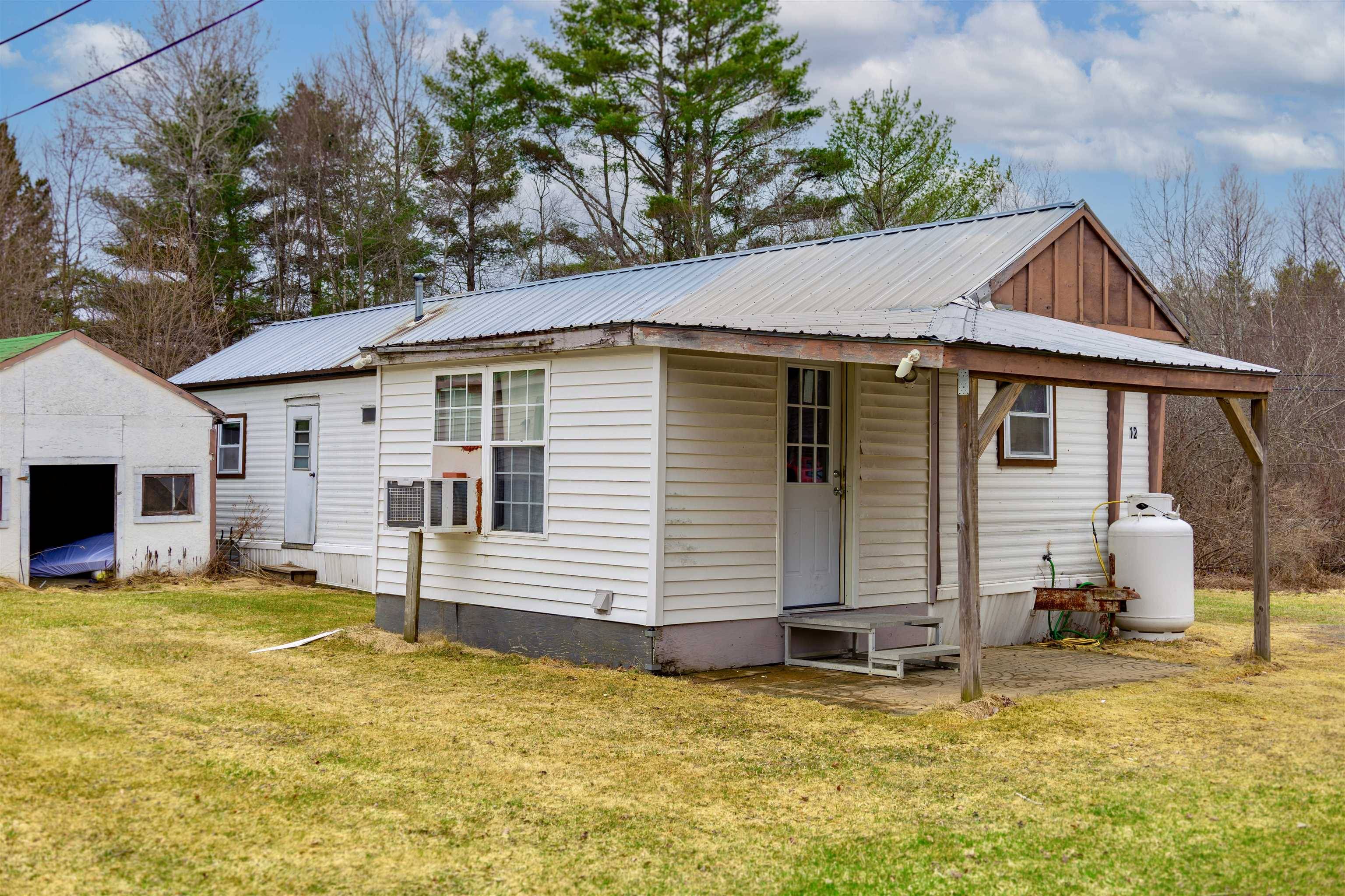 Canaan, NH 03741,12 Smith DR