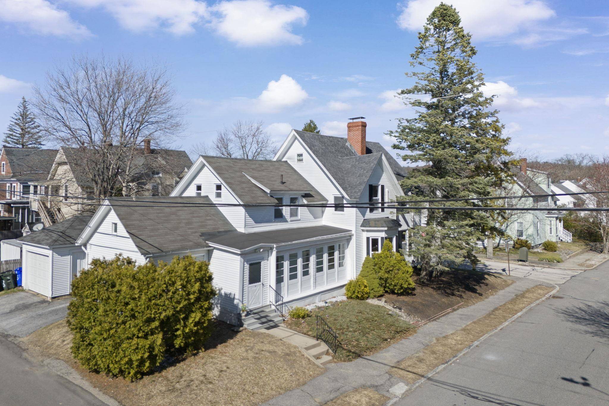 Manchester, NH 03104,68 Liberty ST