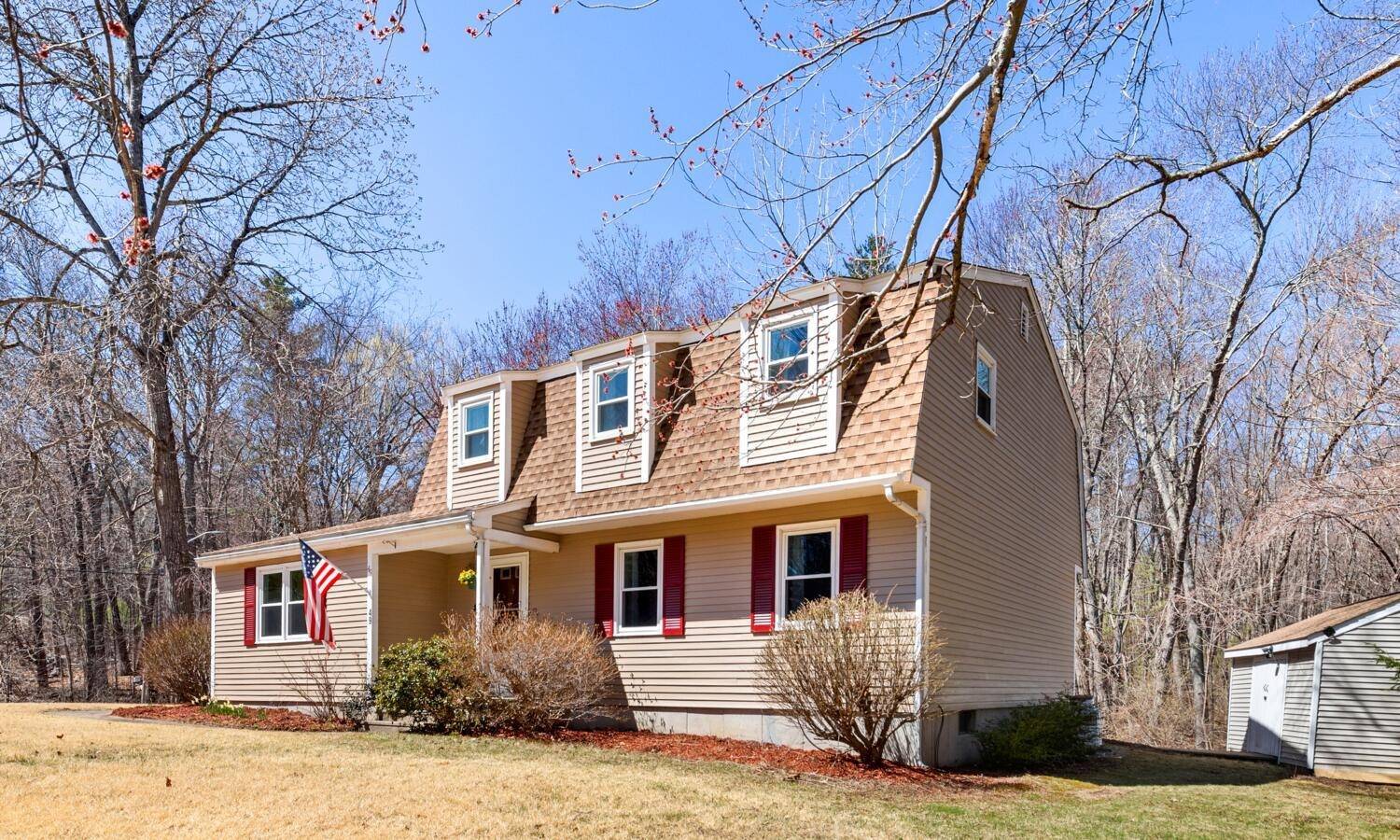 Atkinson, NH 03811,49 Academy AVE