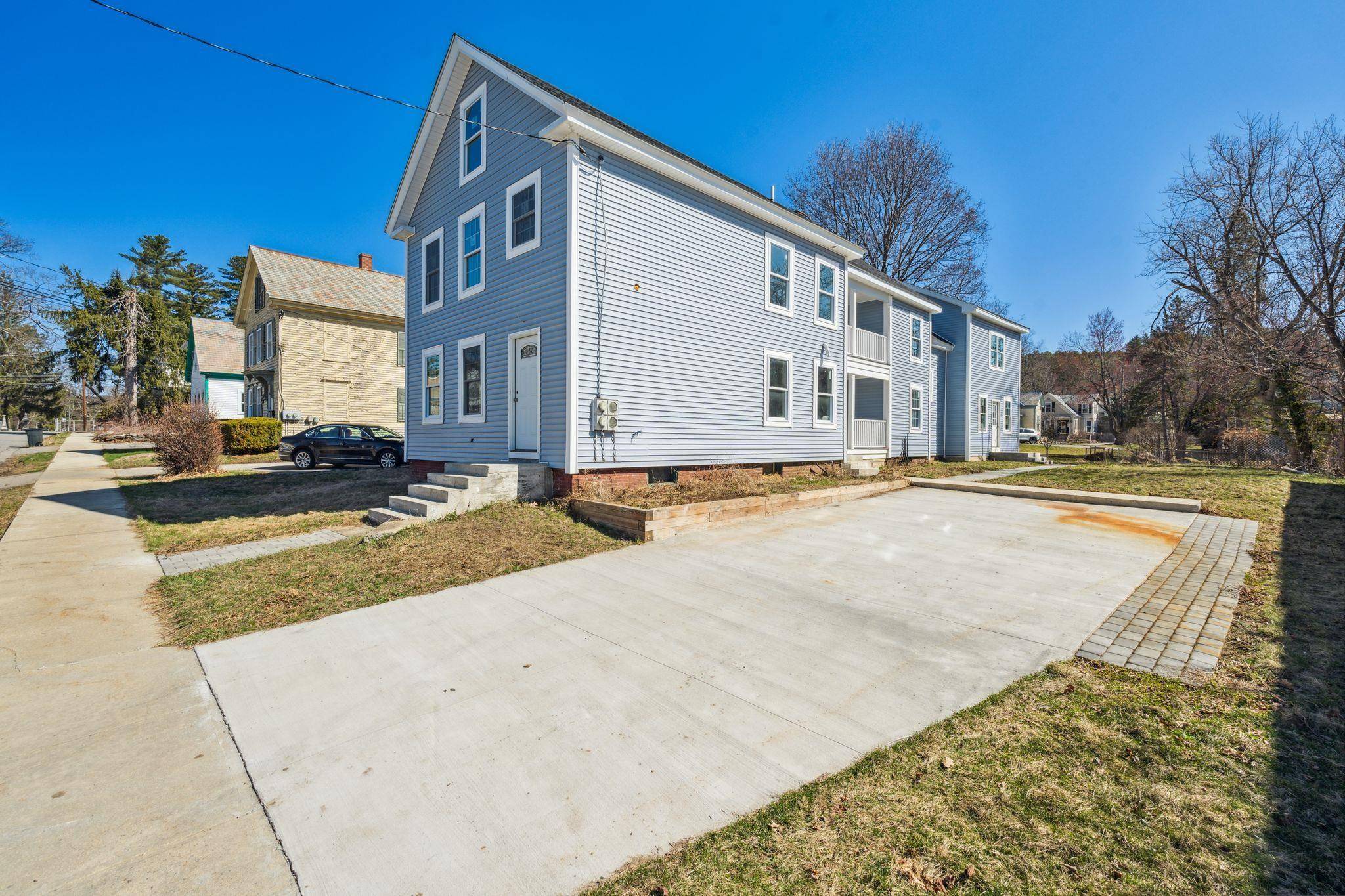 Keene, NH 03431,51 Beech ST