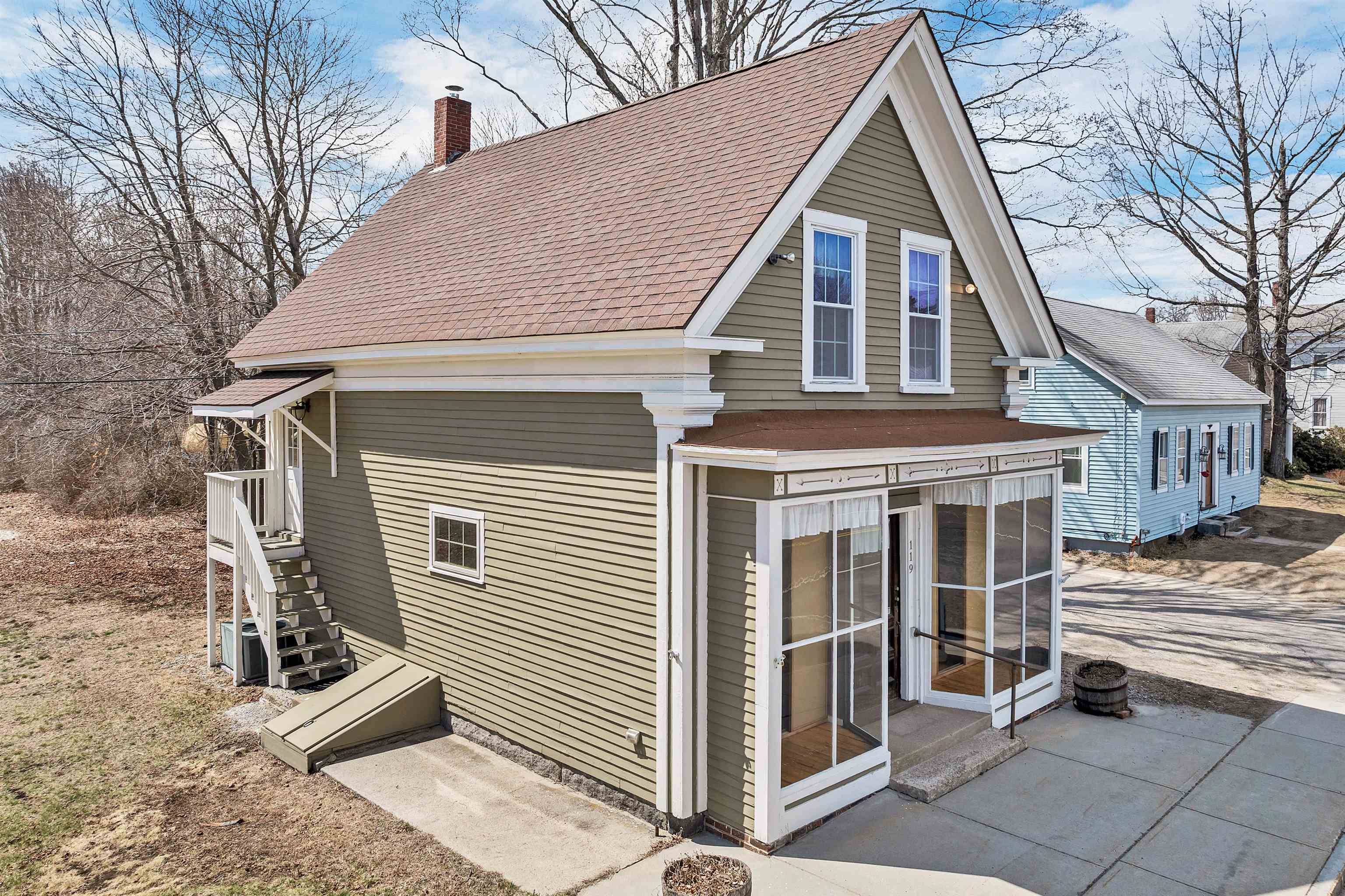 Alton, NH 03809,119 Main ST