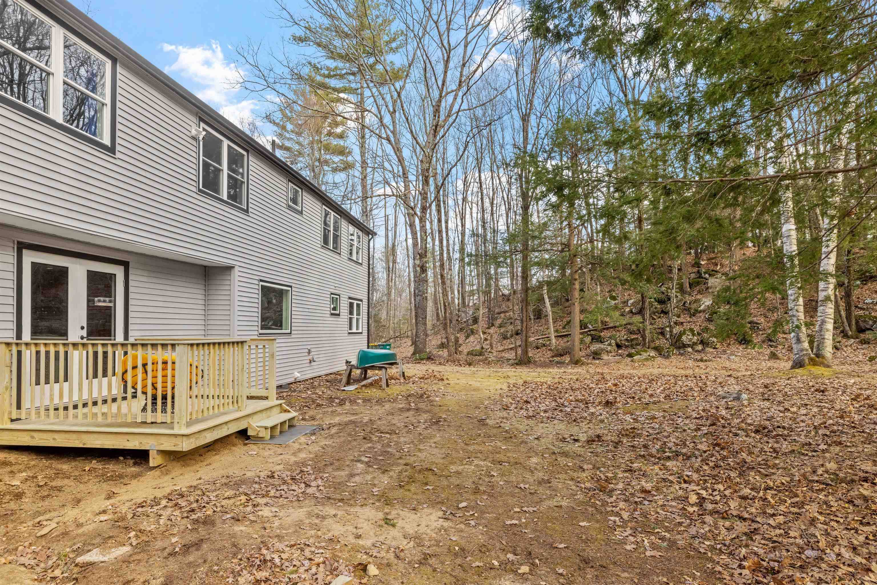 Kingston, NH 03848,4 Ridgewood DR