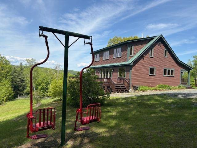 Hartland, VT 05048,484 Route 12