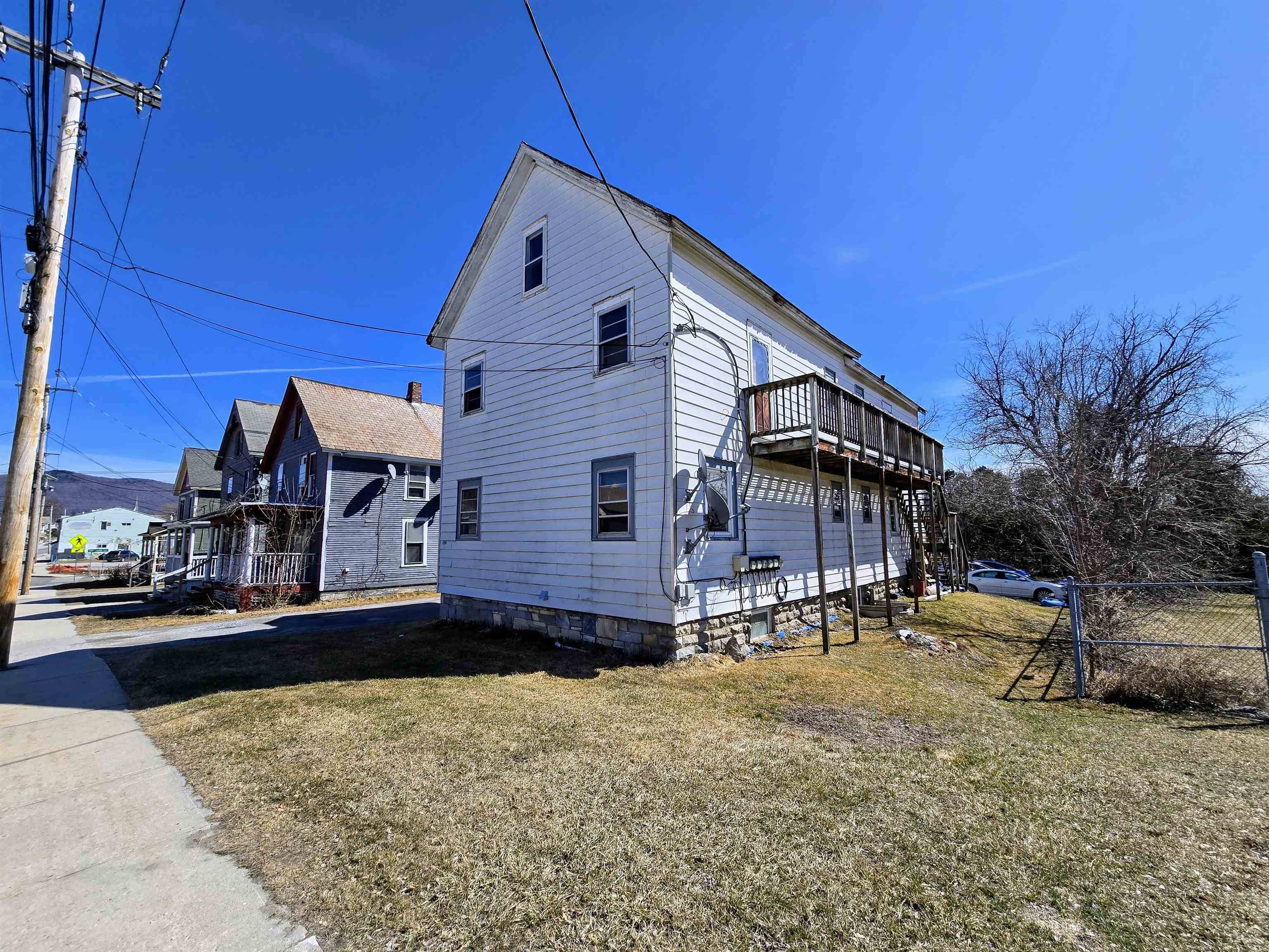 Rutland City, VT 05701,166 State ST