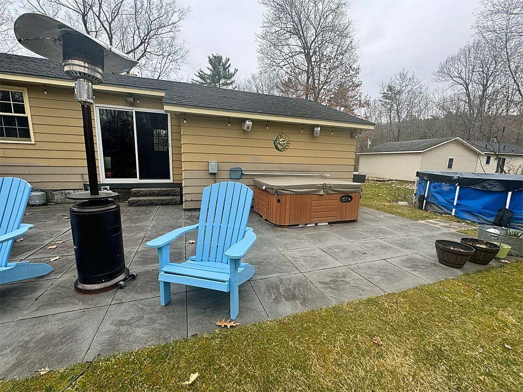 Brandon, VT 05733,160 Fox RD