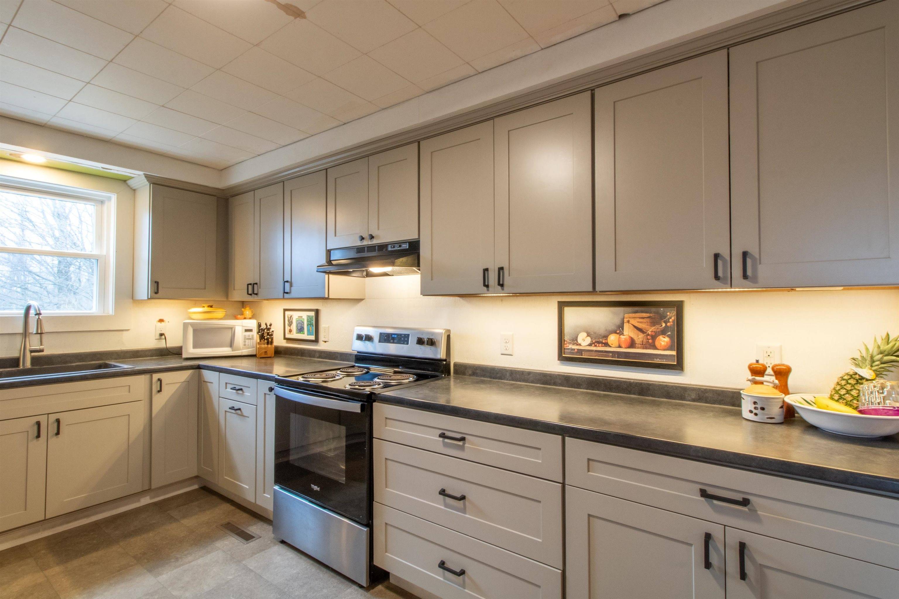 Holland, VT 05830,1423 Stearns Brook RD