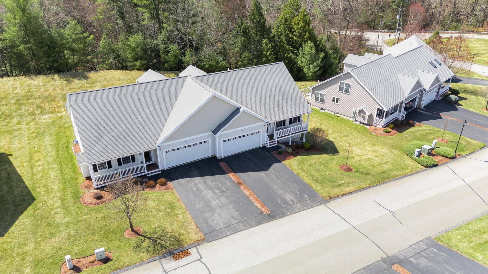 Litchfield, NH 03052,7 Watts LNDG