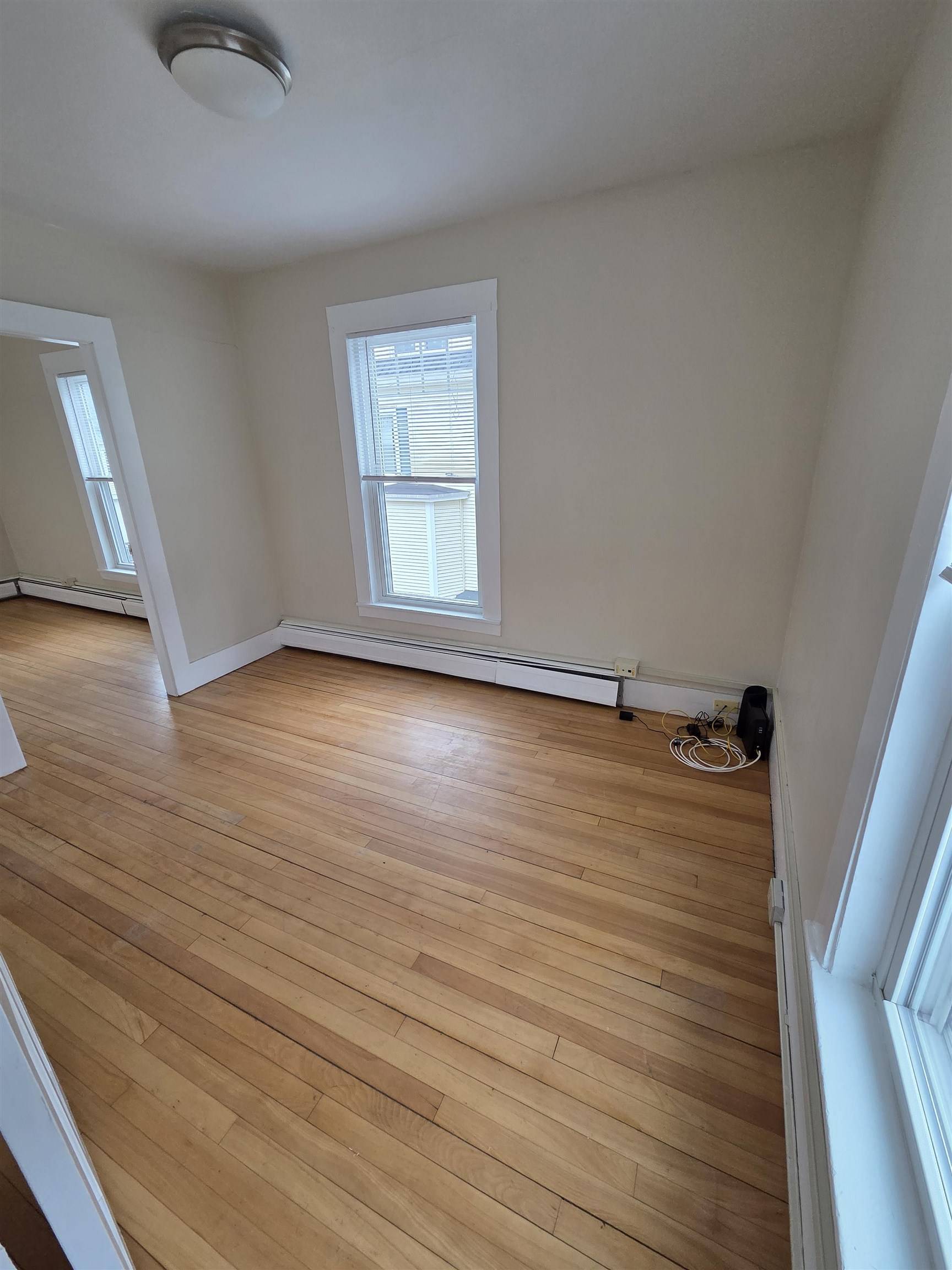 Littleton, NH 03561,271 Main ST #2