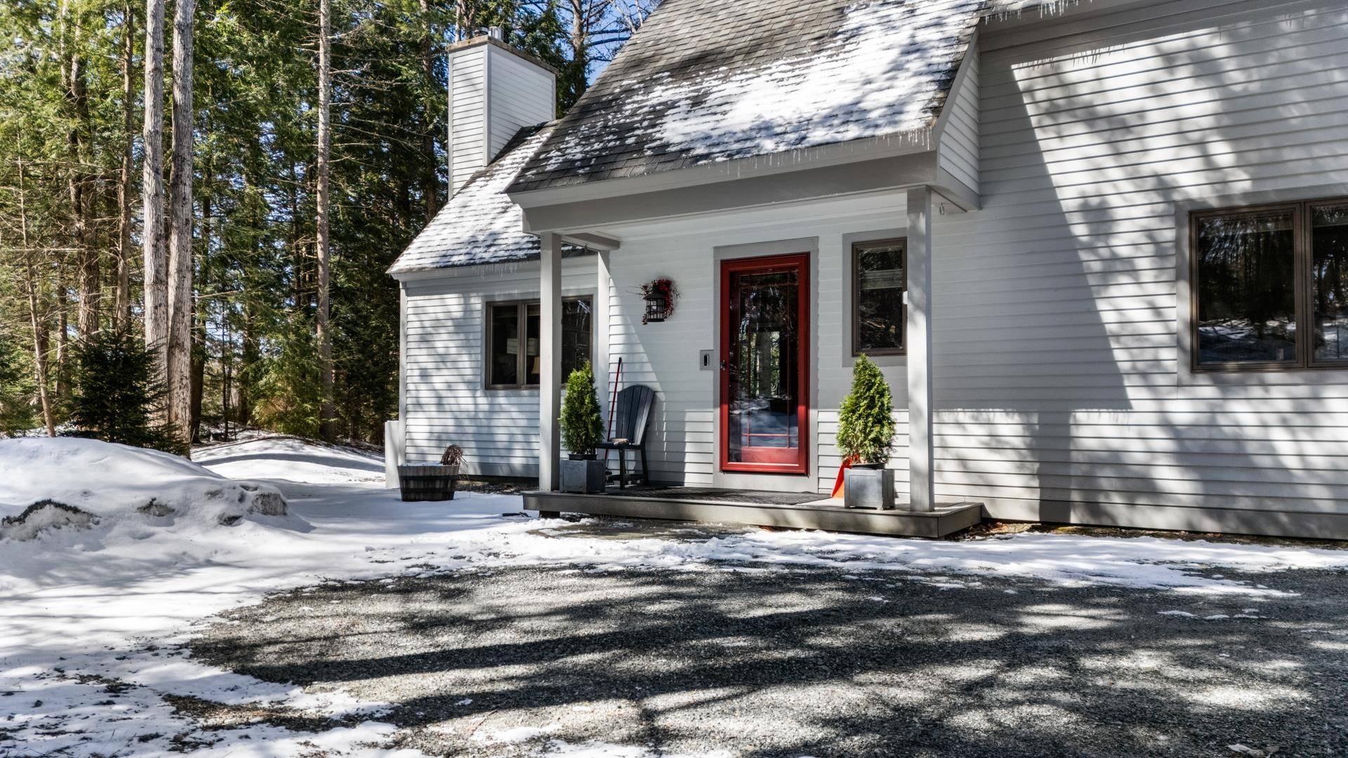 Grantham, NH 03753,51 Anderson Pond RD