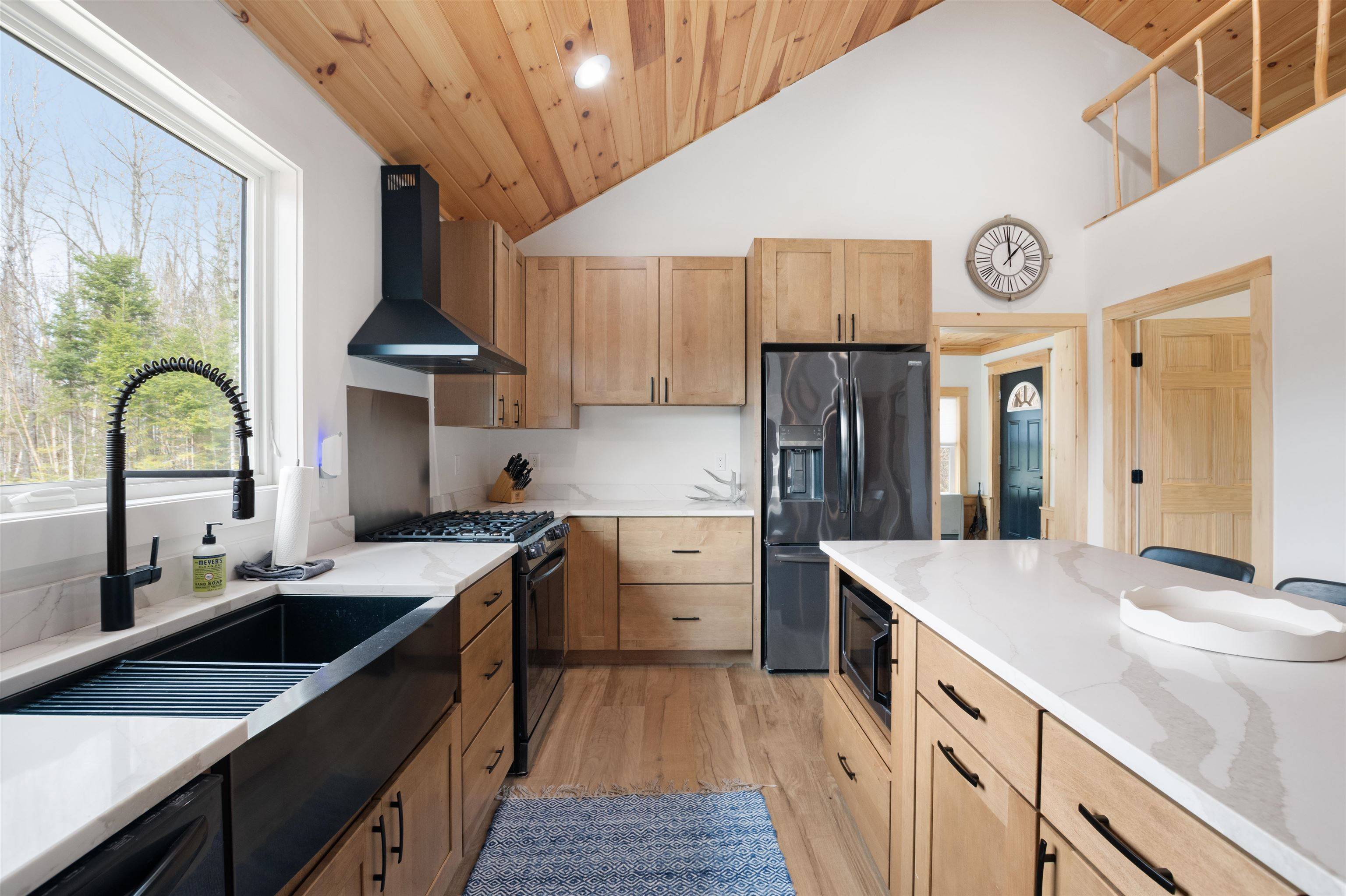 29 Colburn RD Colebrook, NH 03576