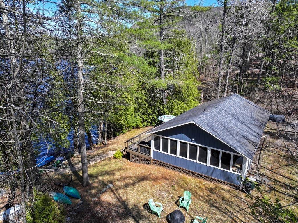 Hubbardton, VT 05735,338 Columbia DR
