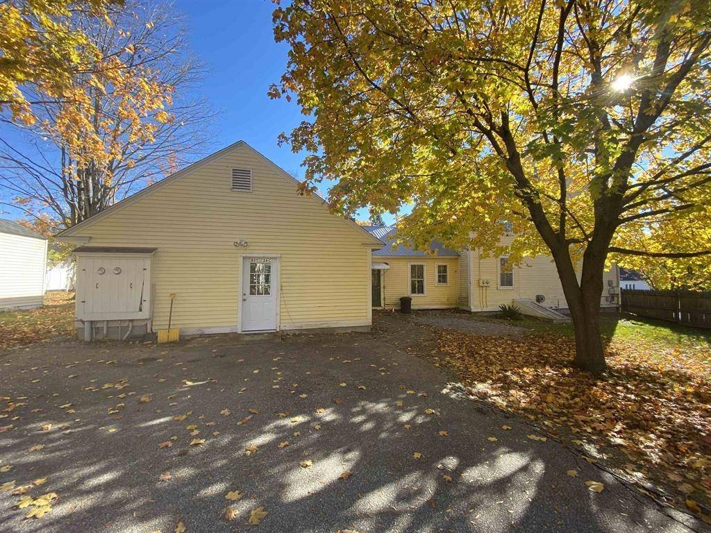 Henniker, NH 03242,26 Western AVE